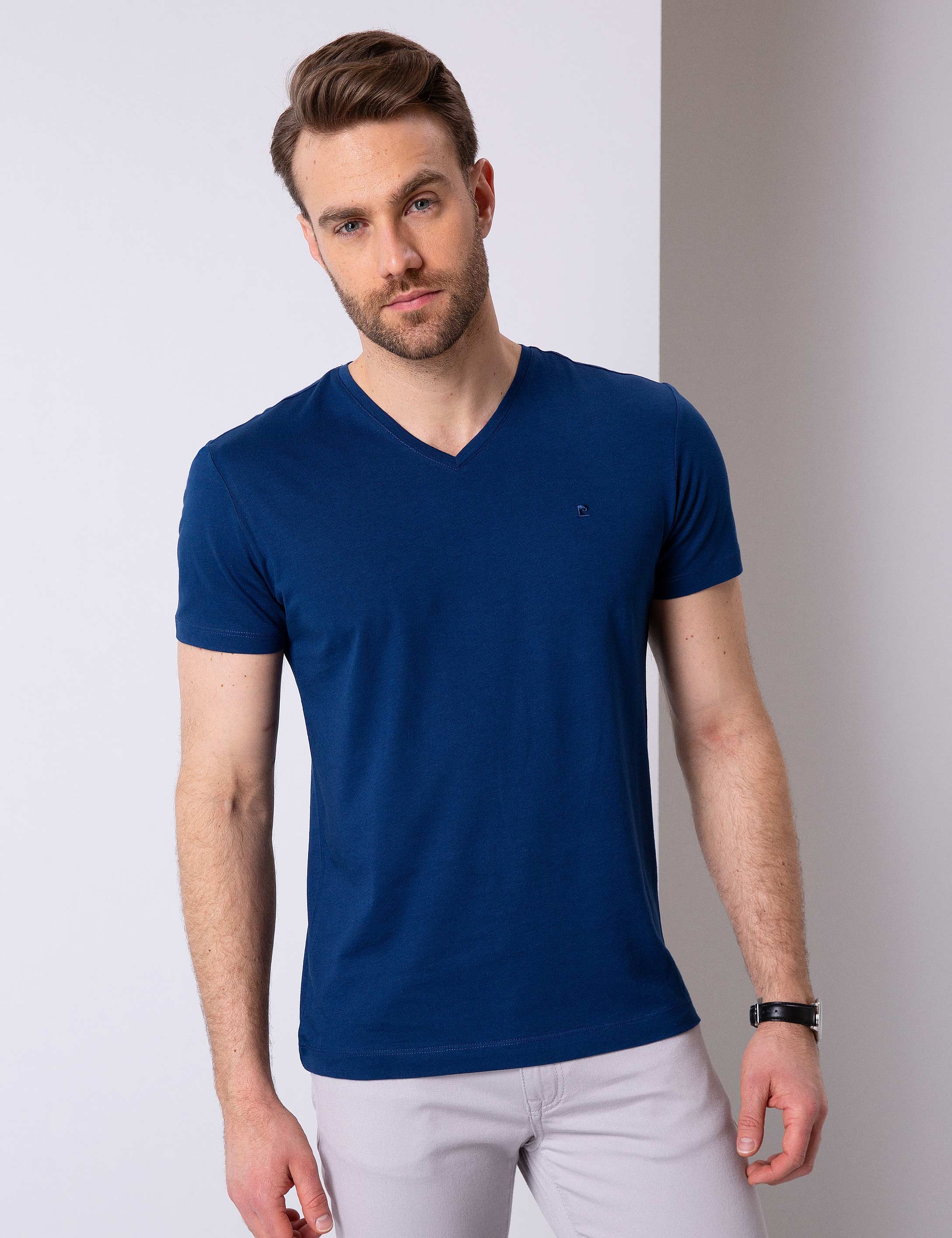 Lacivert Slim Fit V - Yaka Basic Tişört - Image 2
