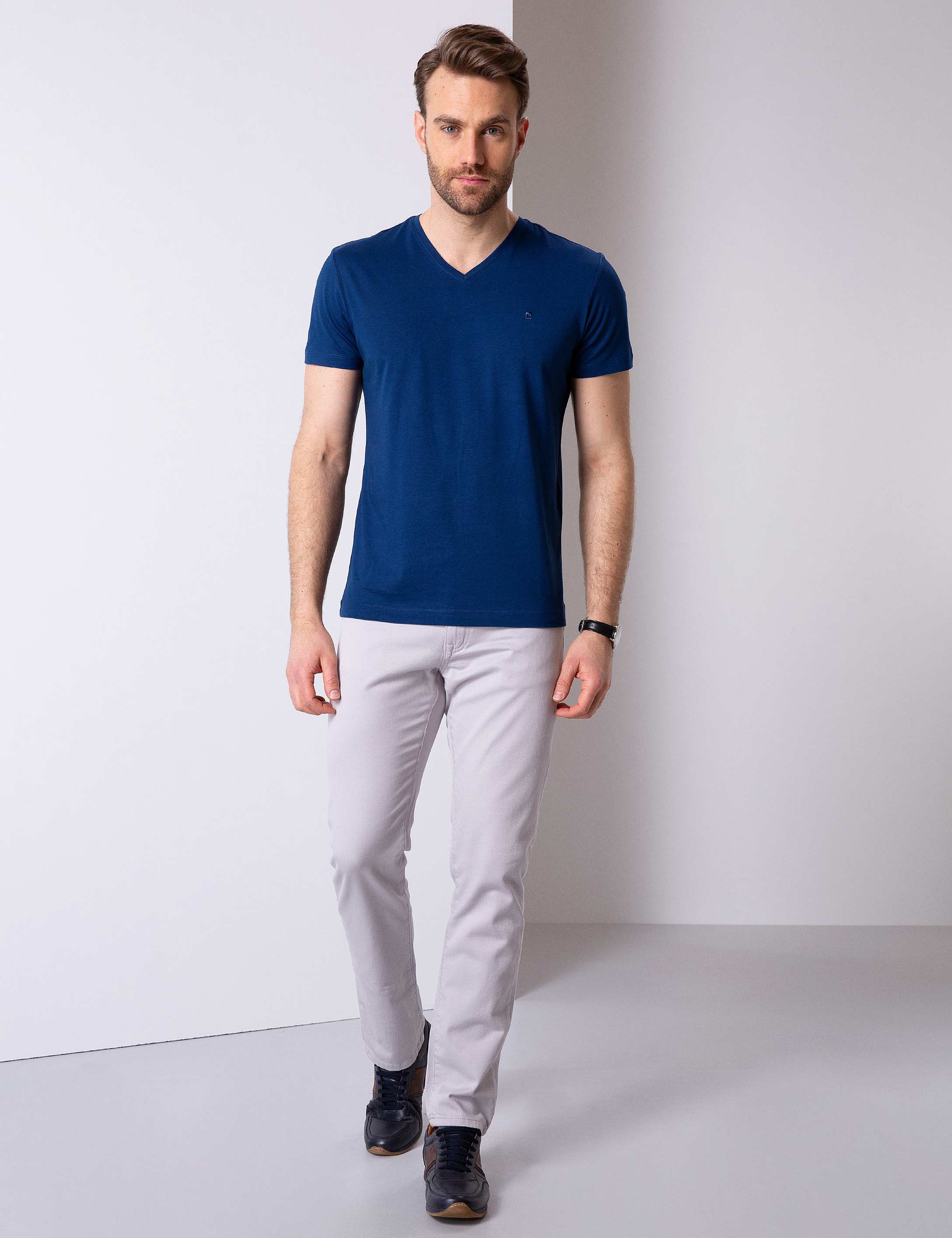 Lacivert Slim Fit V - Yaka Basic Tişört