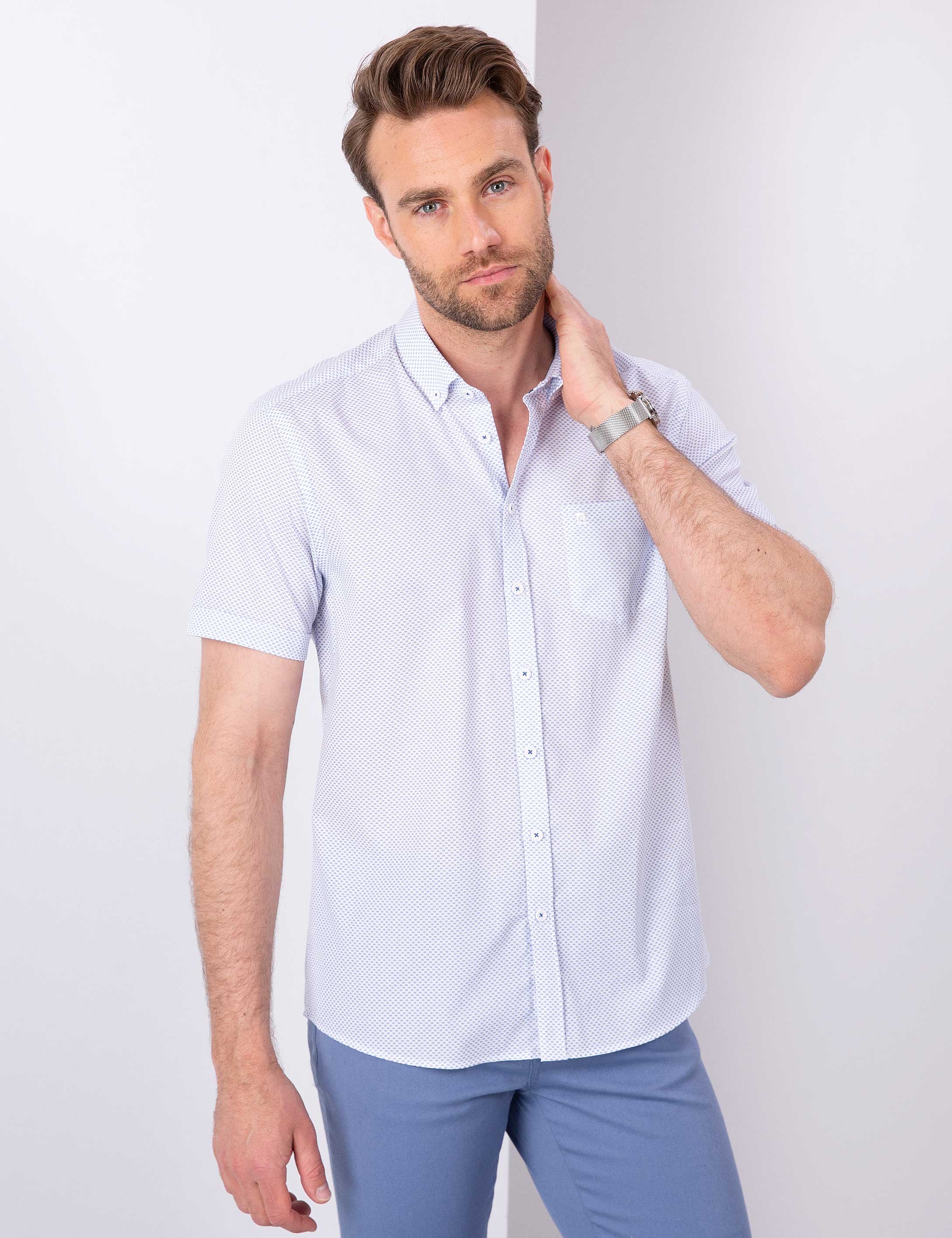 Beyaz Regular Fit Kısa Kollu Gömlek - Image 1