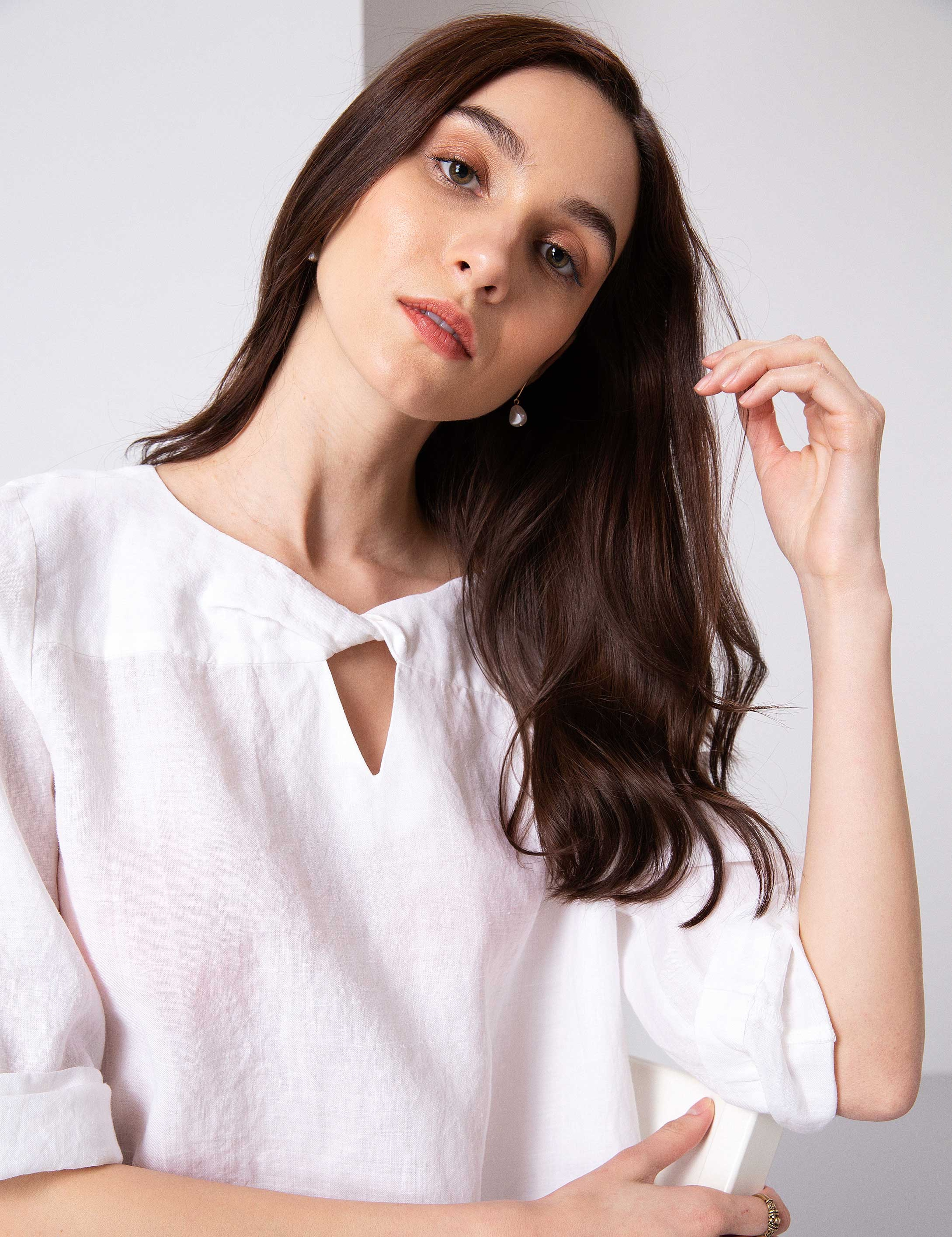 Beyaz Comfort Fit Bluz - Image 1
