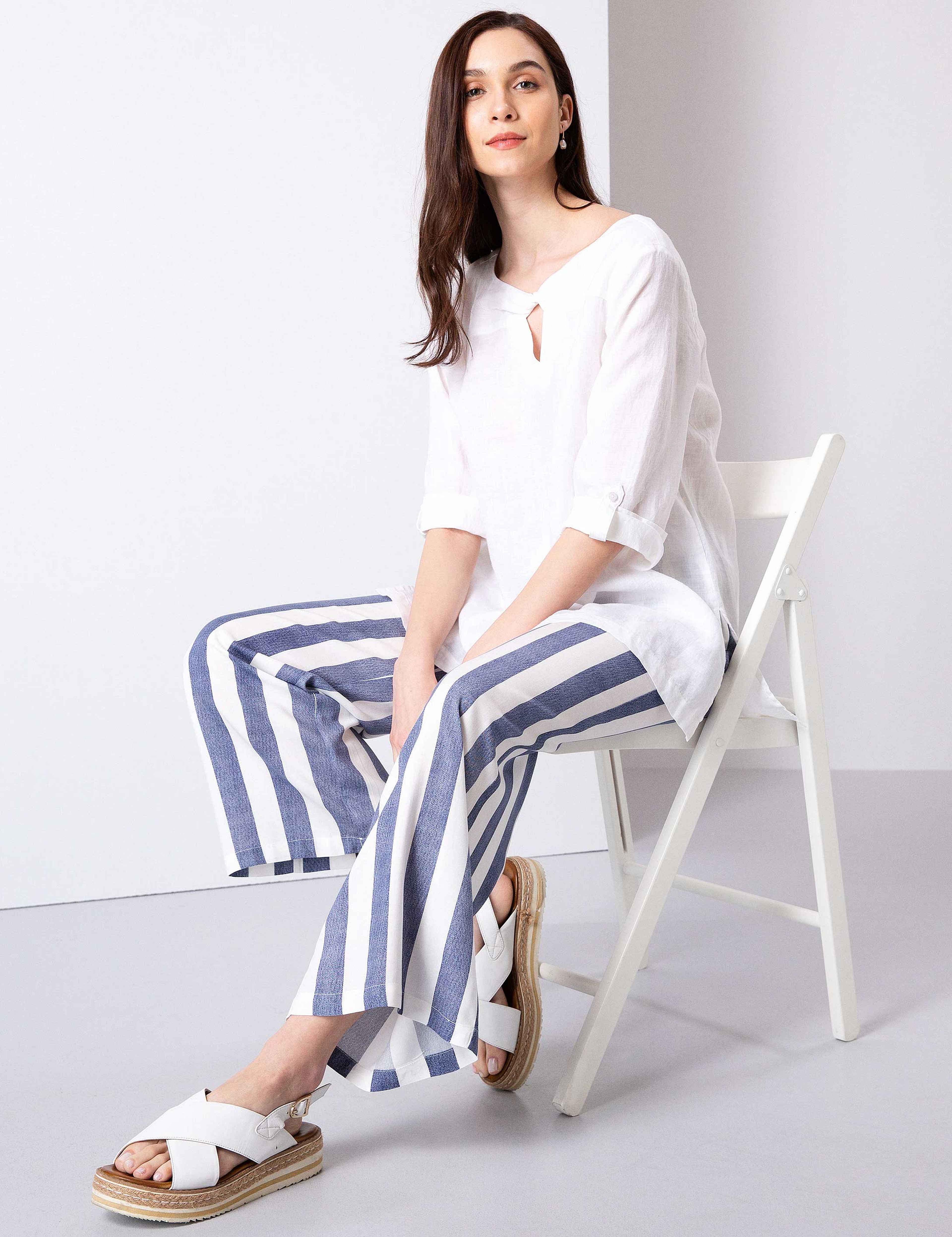 Beyaz Comfort Fit Bluz - Image 2