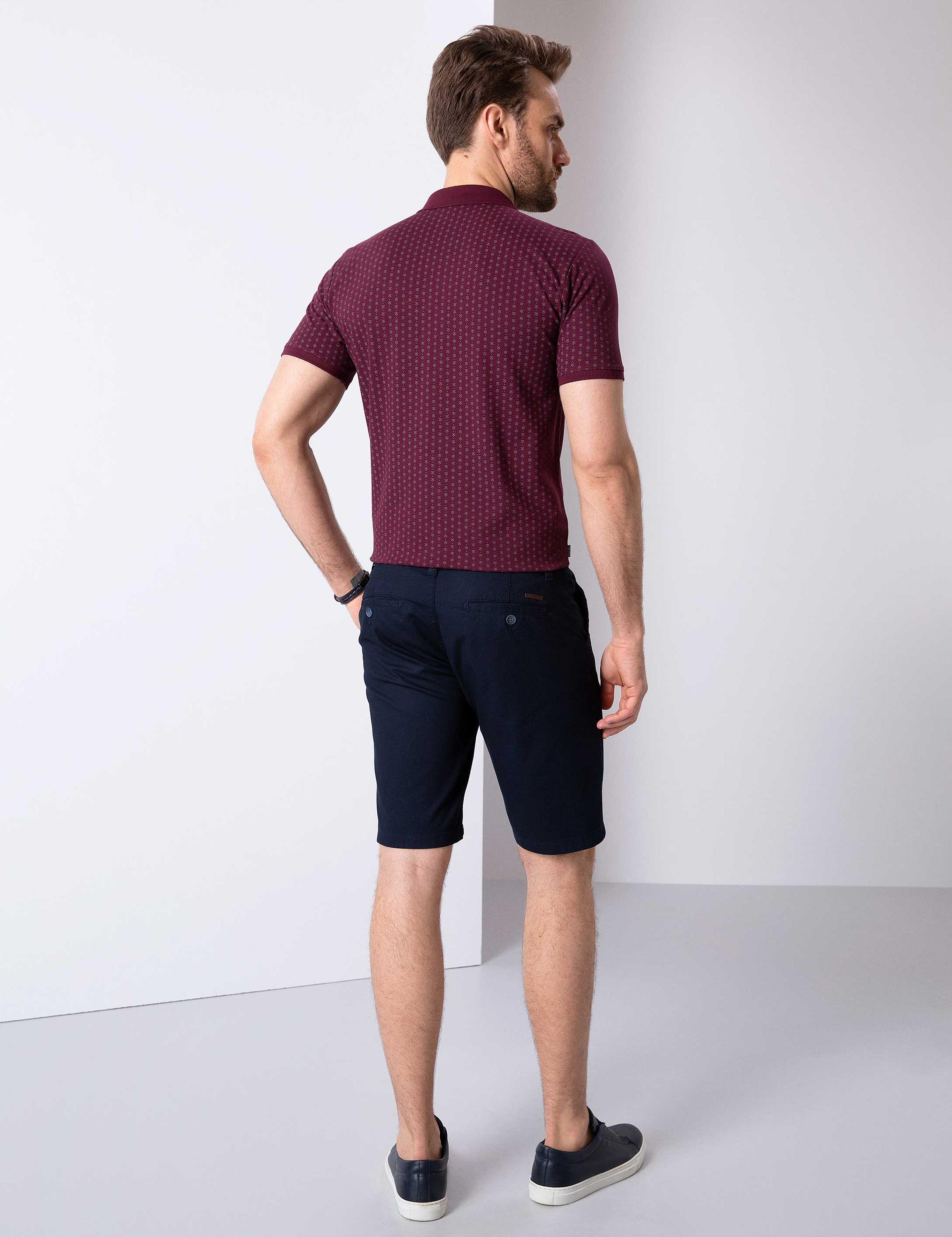 Lacivert Standart Fit Bermuda Şort