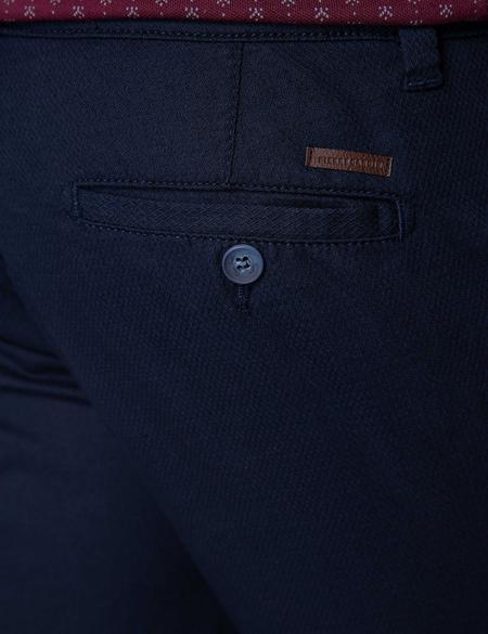 Lacivert Standart Fit Bermuda Şort - 50204615004