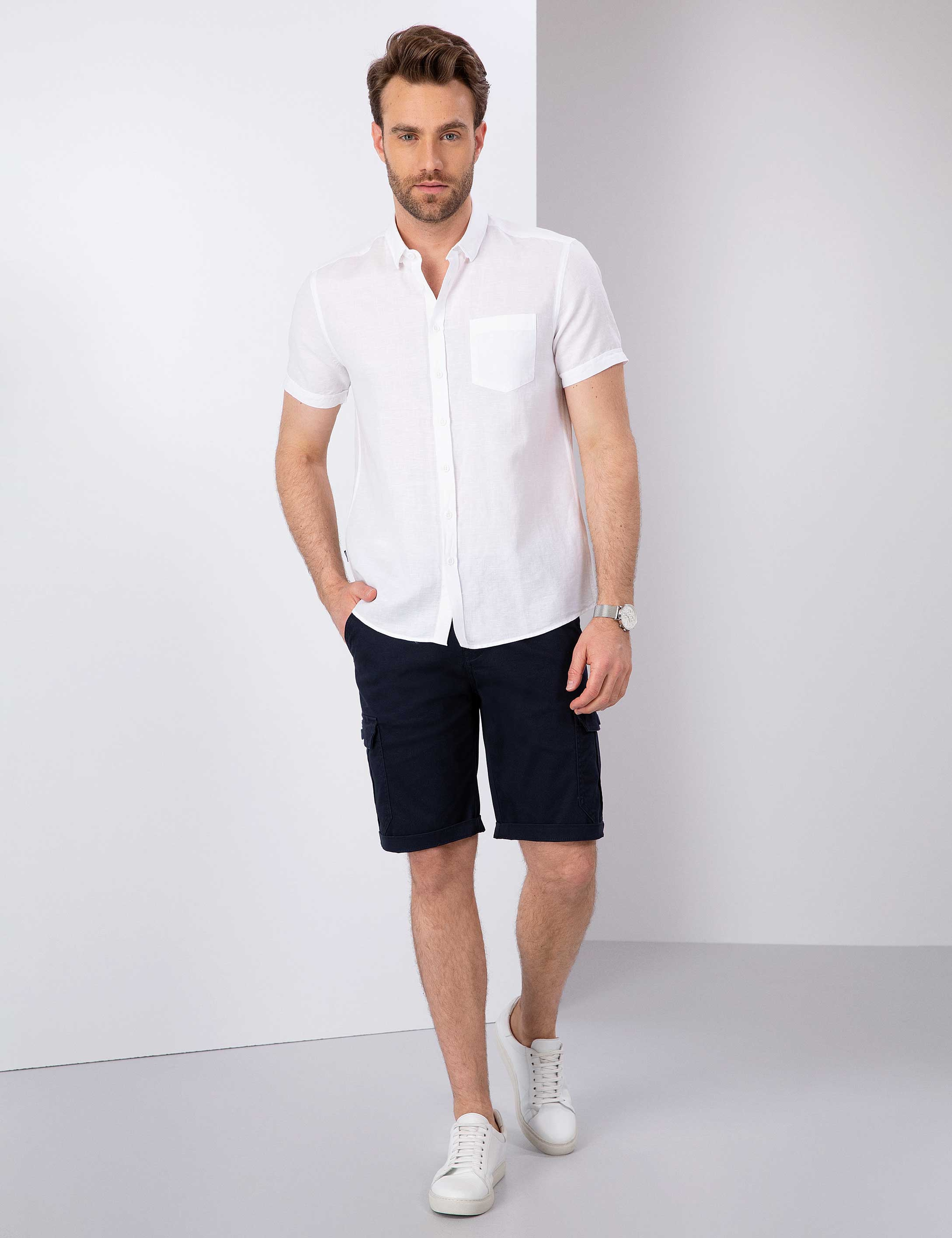 Beyaz Slim Fit Kısa Kollu Gömlek