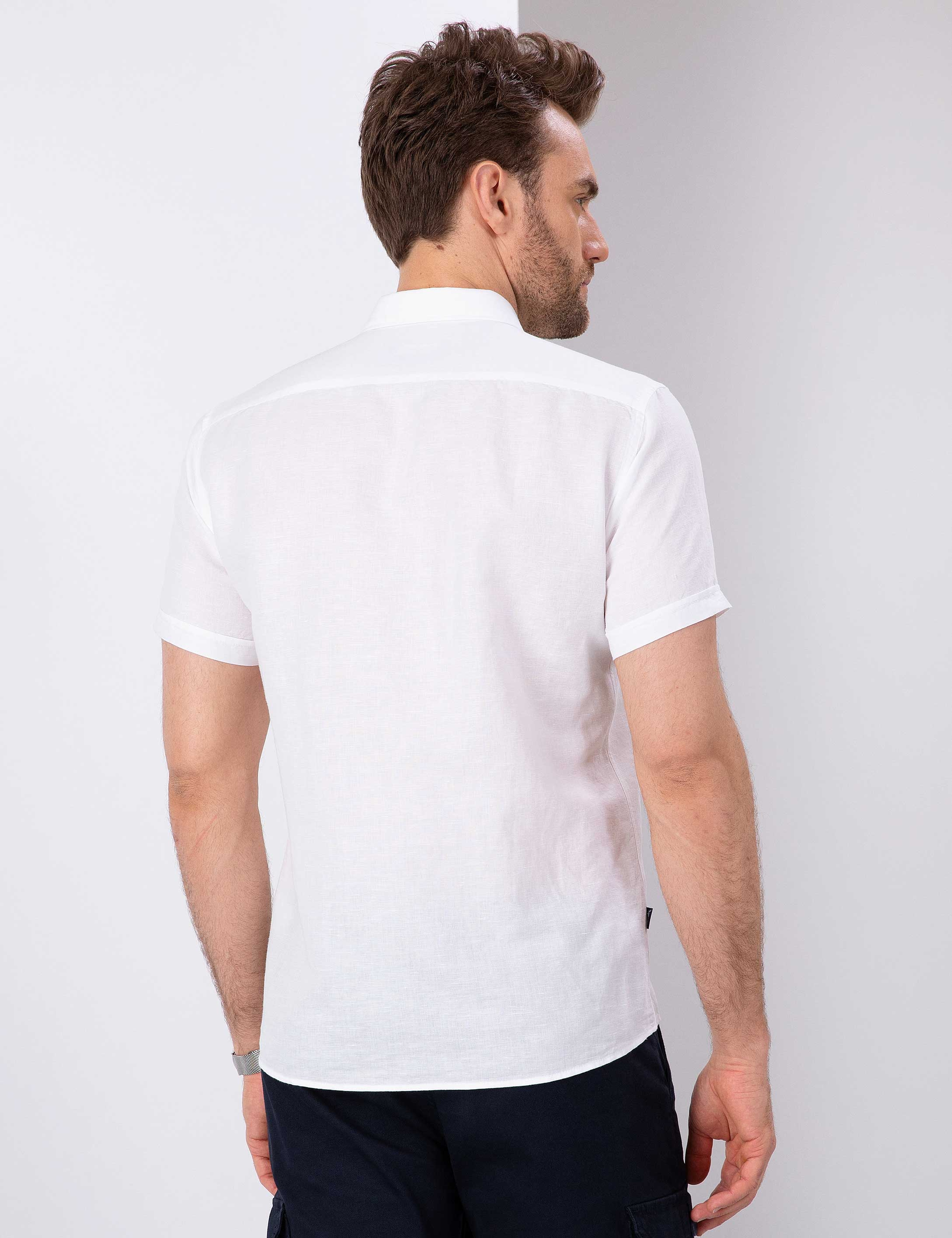 Beyaz Slim Fit Kısa Kollu Gömlek