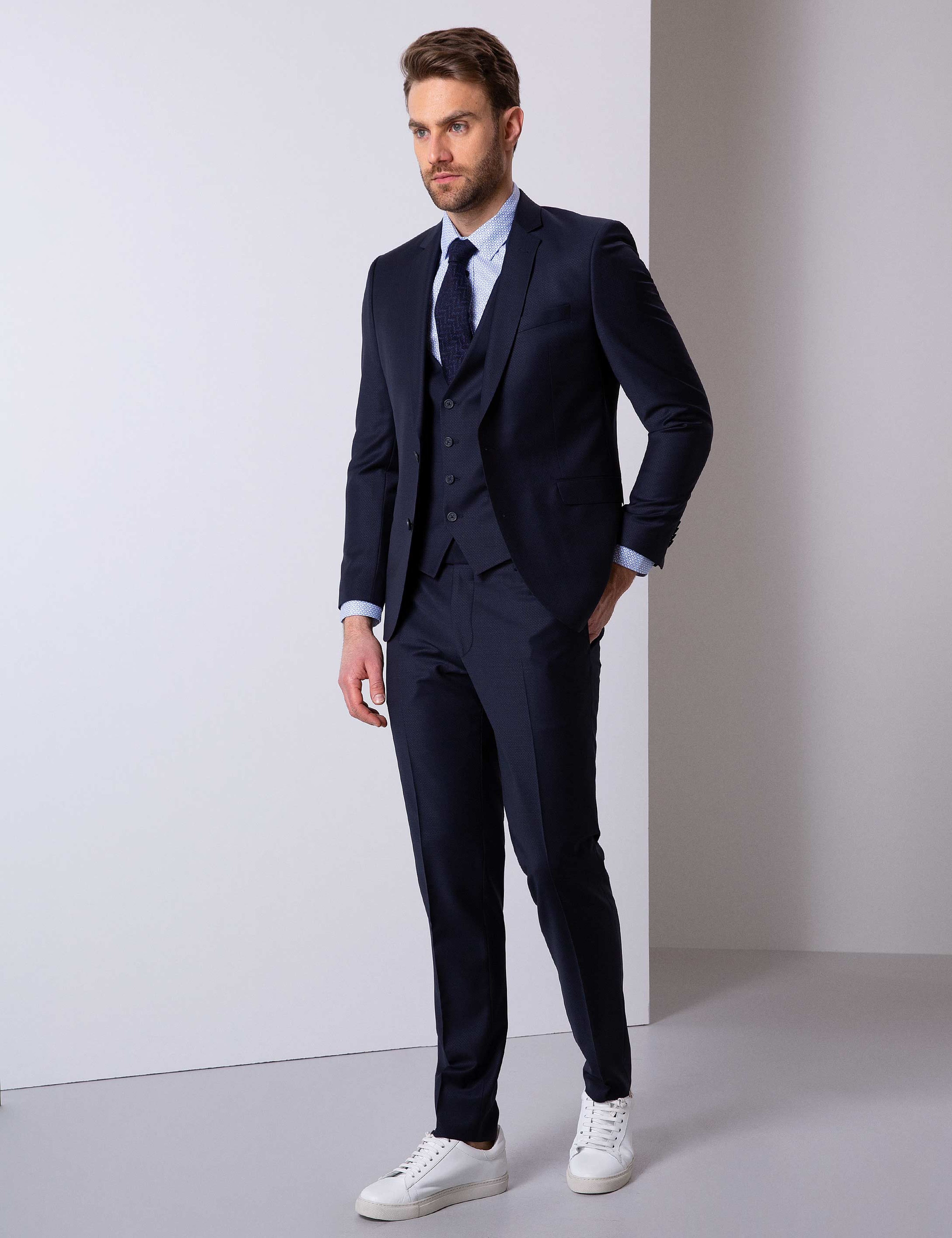 Lacivert Ekstra Slim Fit Yelekli Takım Elbise - Image 3