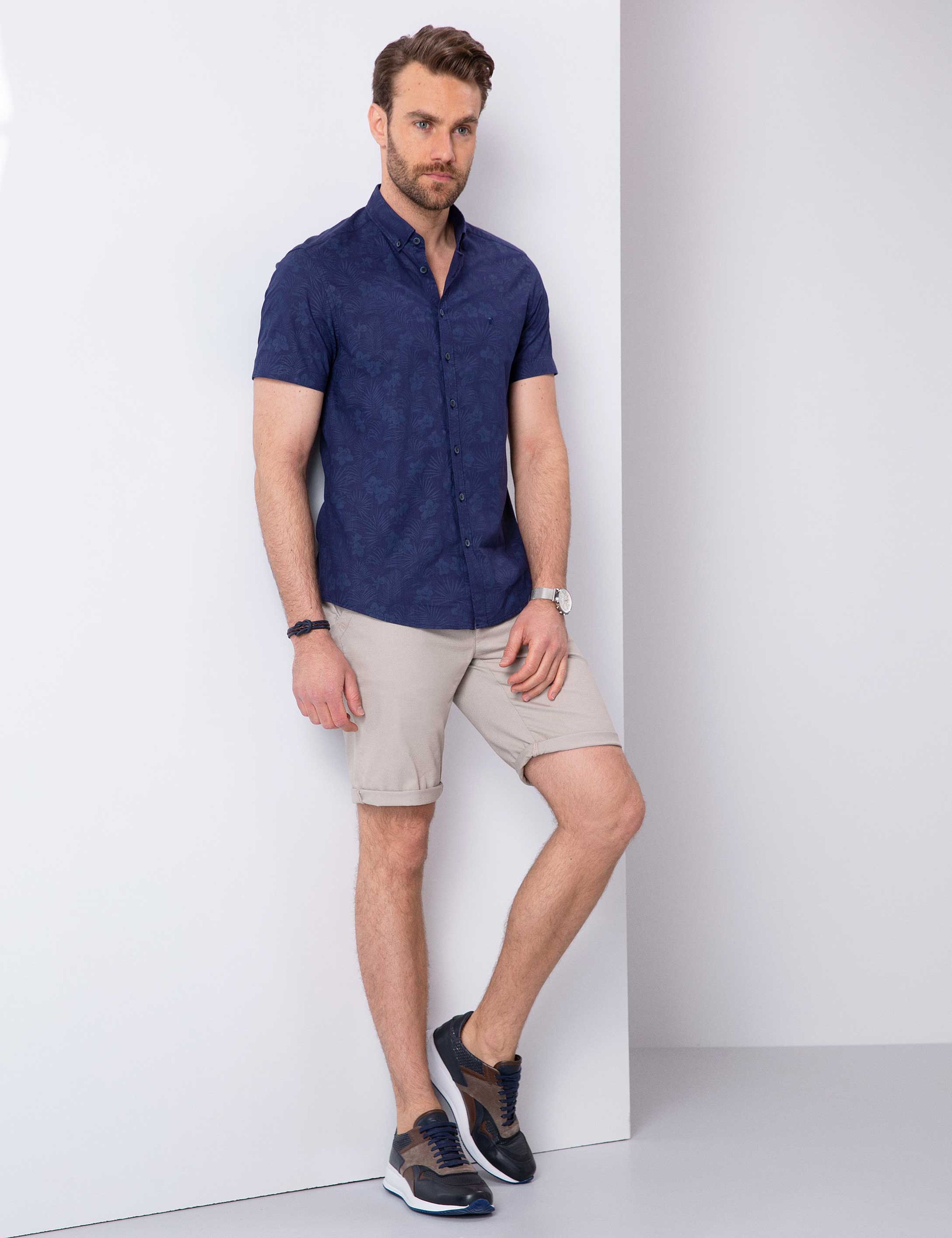 Lacivert Slim Fit Kısa Kollu Gömlek - Image 3