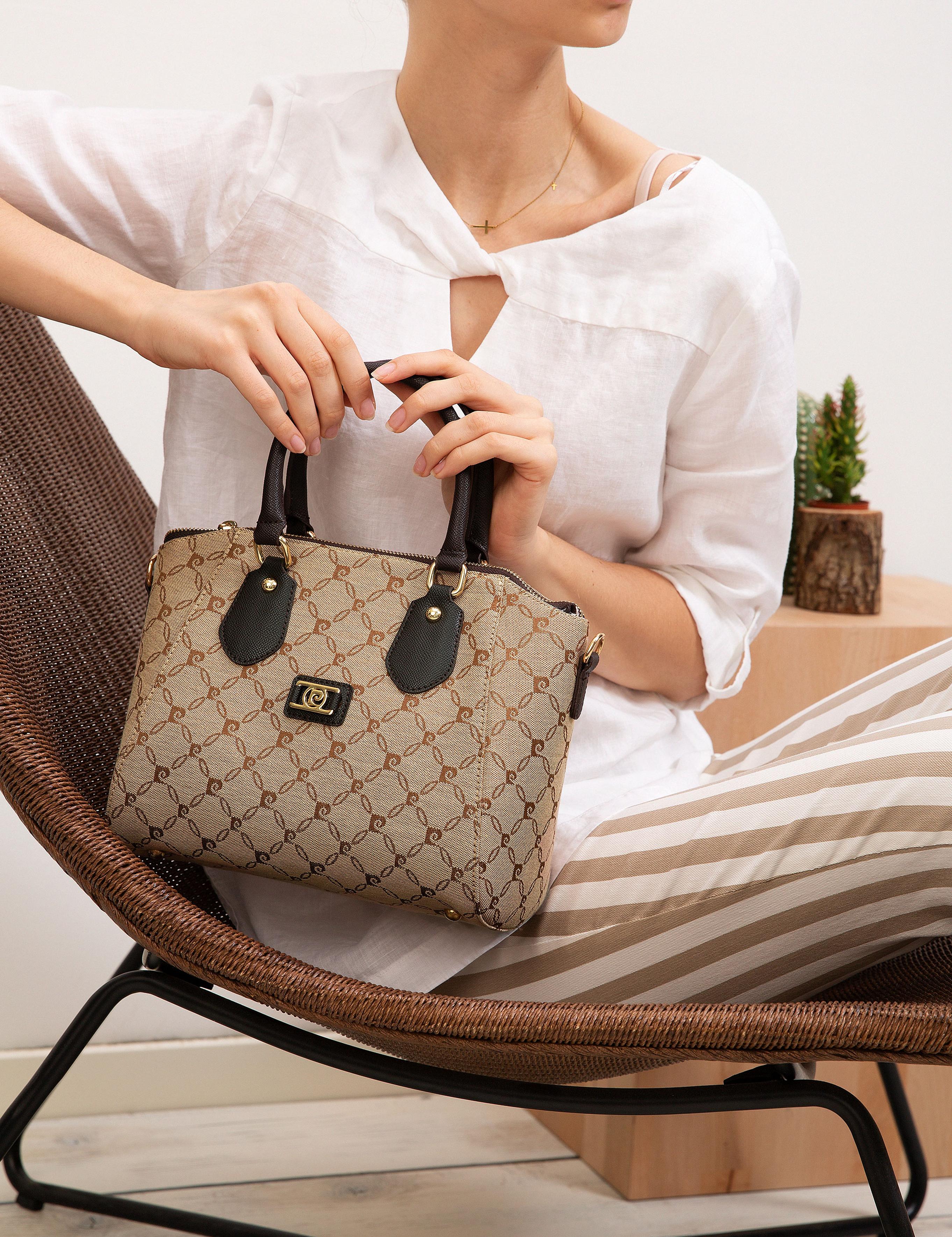 Kahverengi Uzun Askılı Kol Çantası