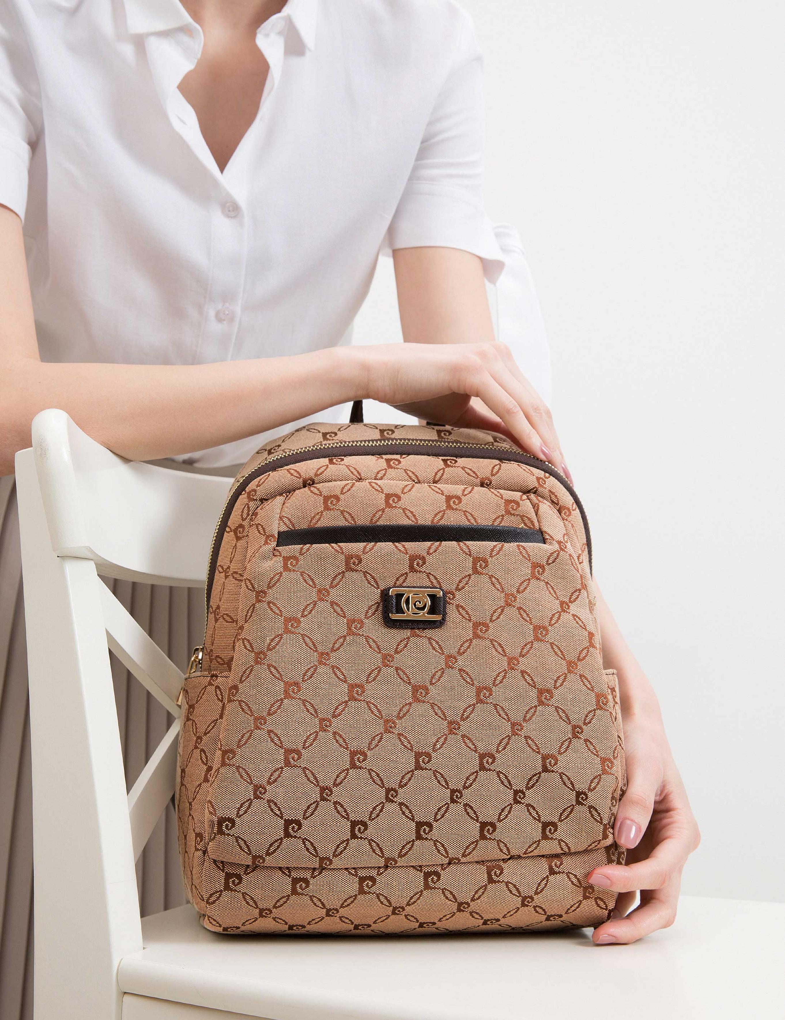 Kahverengi Sırt Çantası