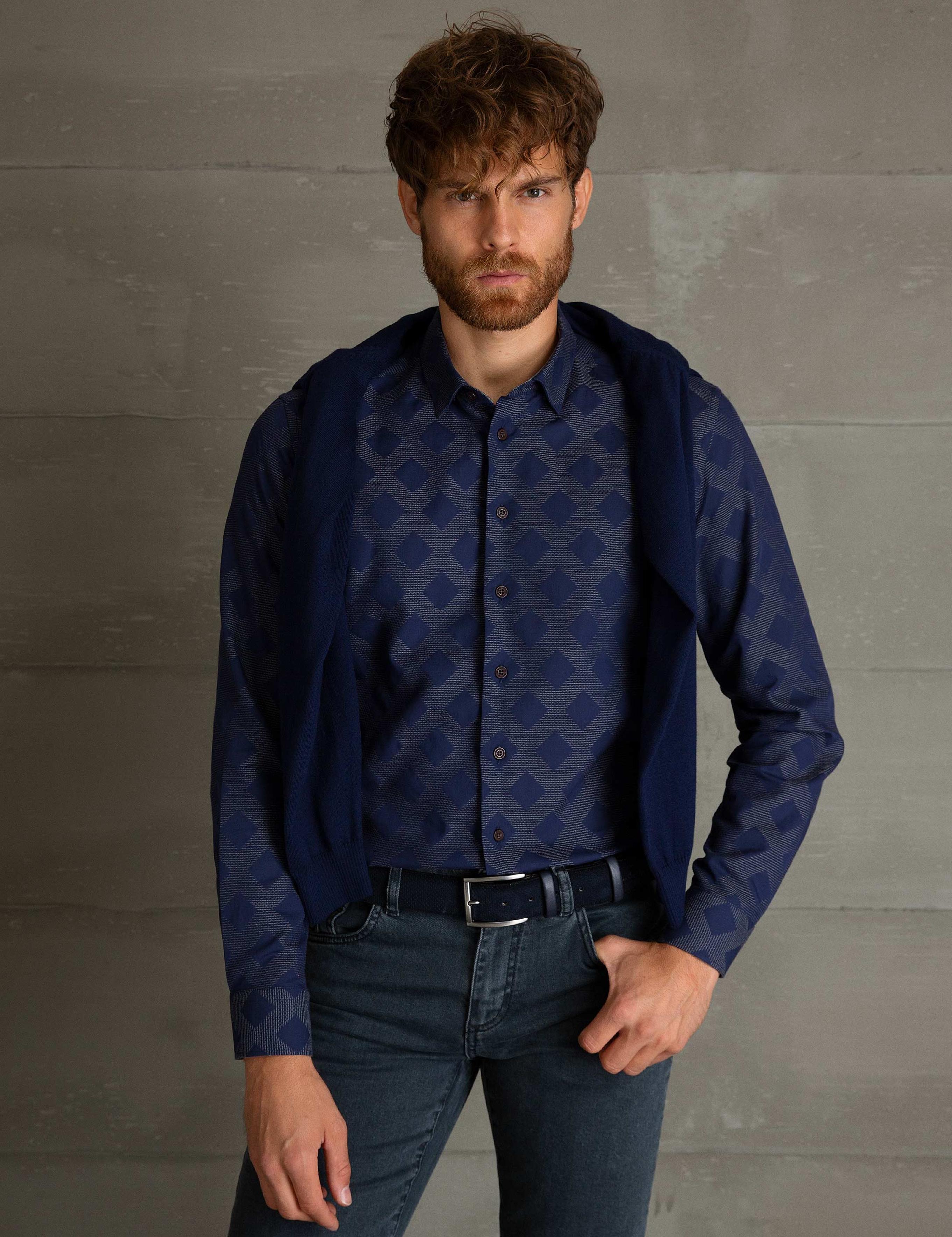 Gri Detaylı Slim Fit Gömlek