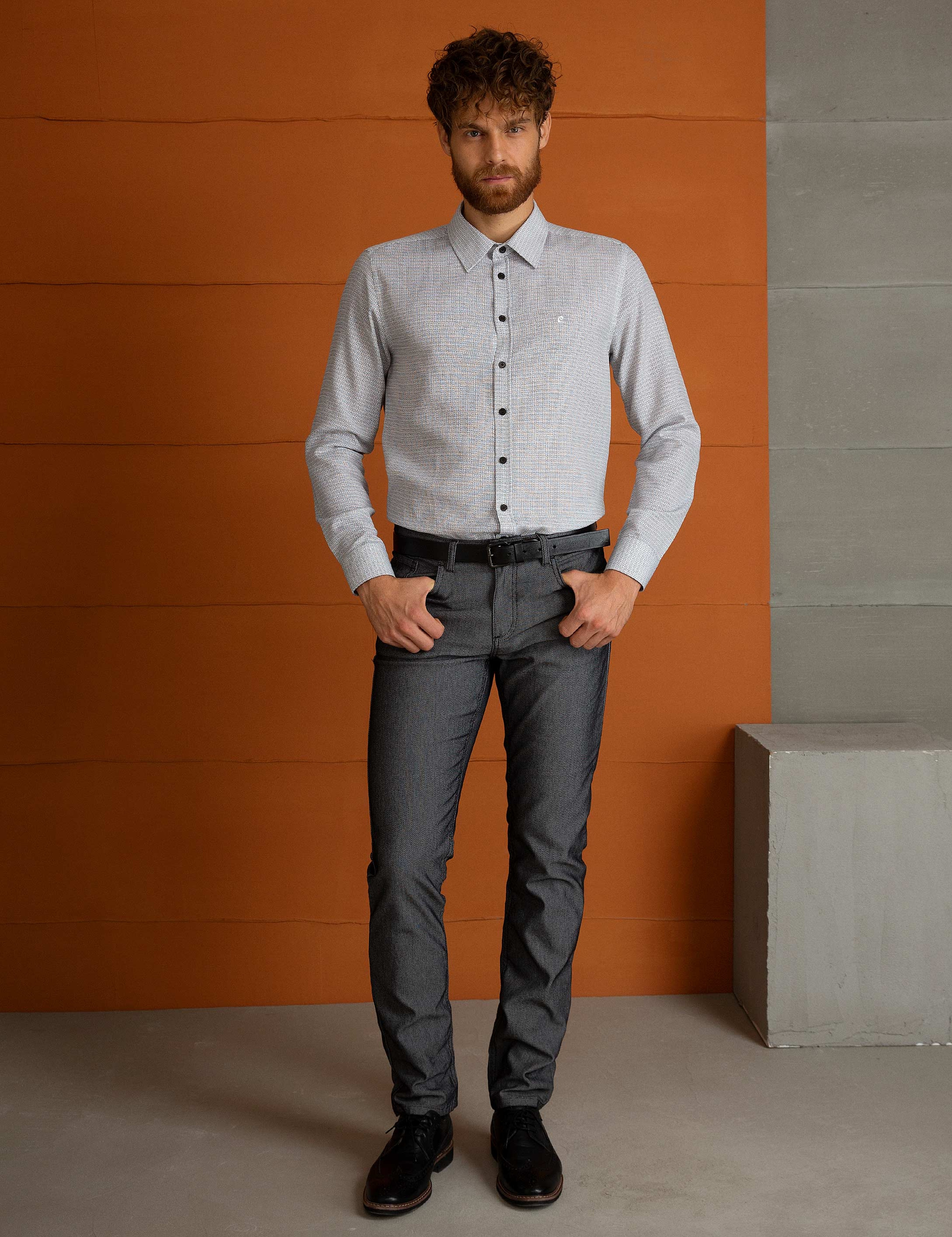 Beyaz Slim Fit Gömlek - Image 1