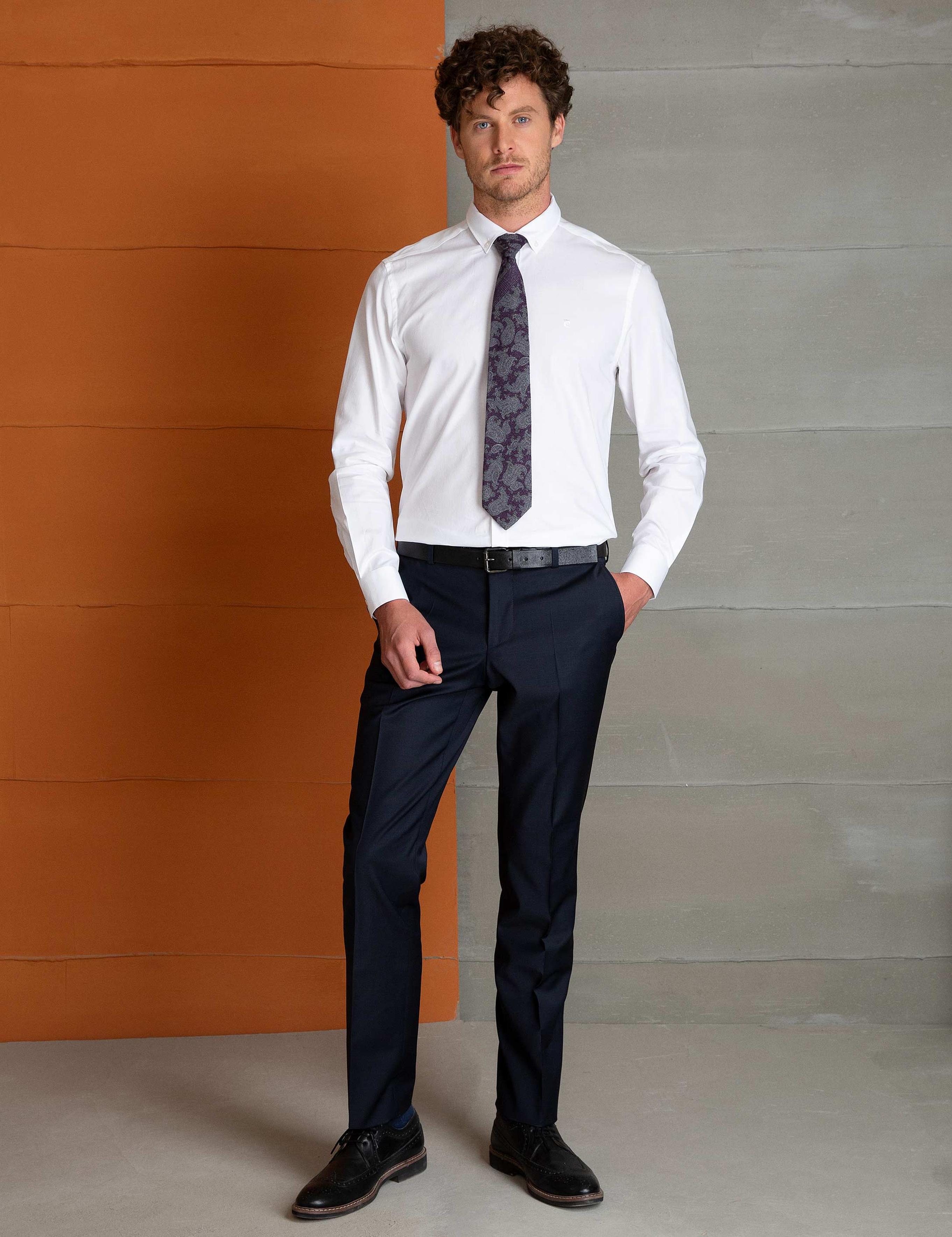 Beyaz Slim Fit Gömlek