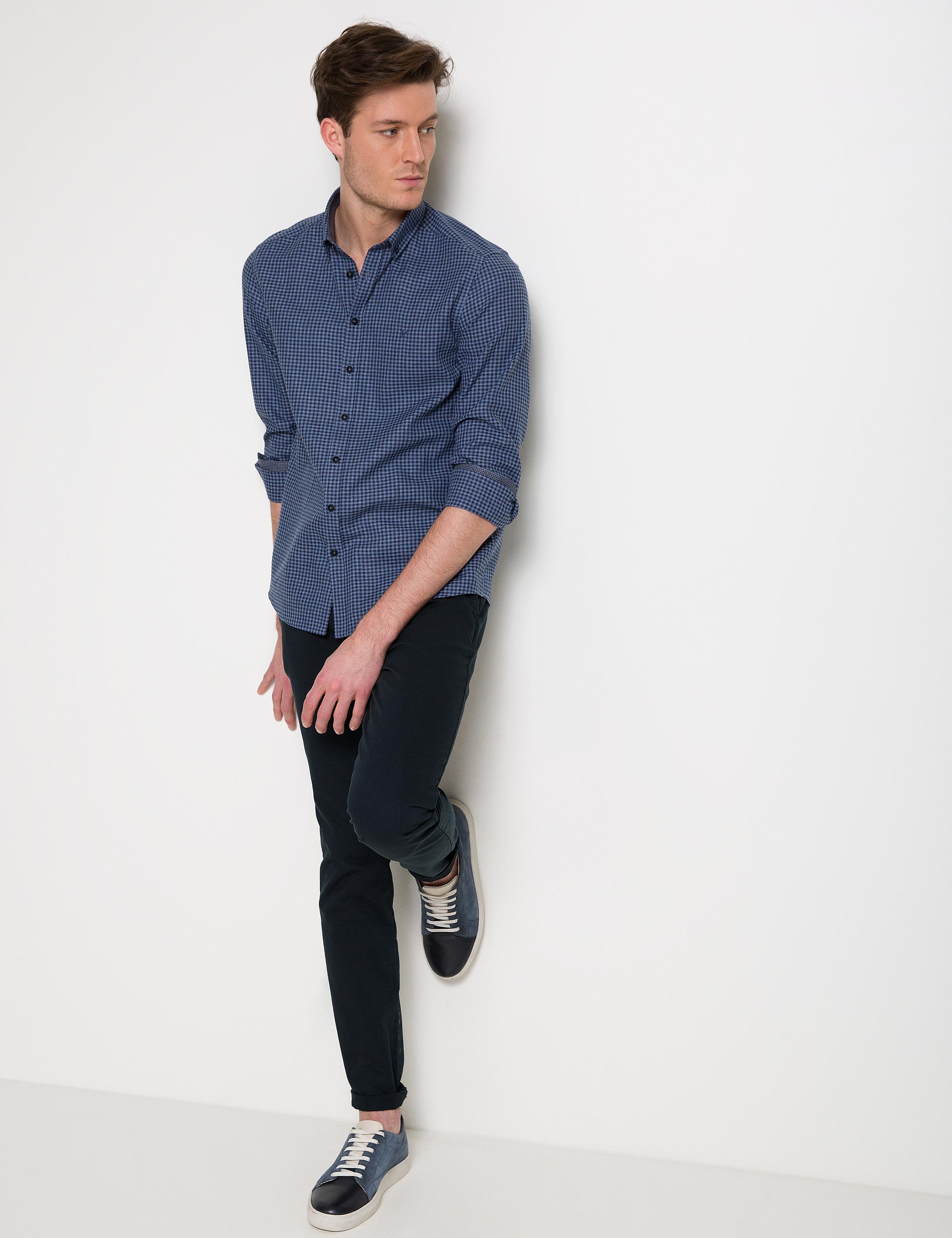 Lacivert Slim Fit Gömlek - Image 2