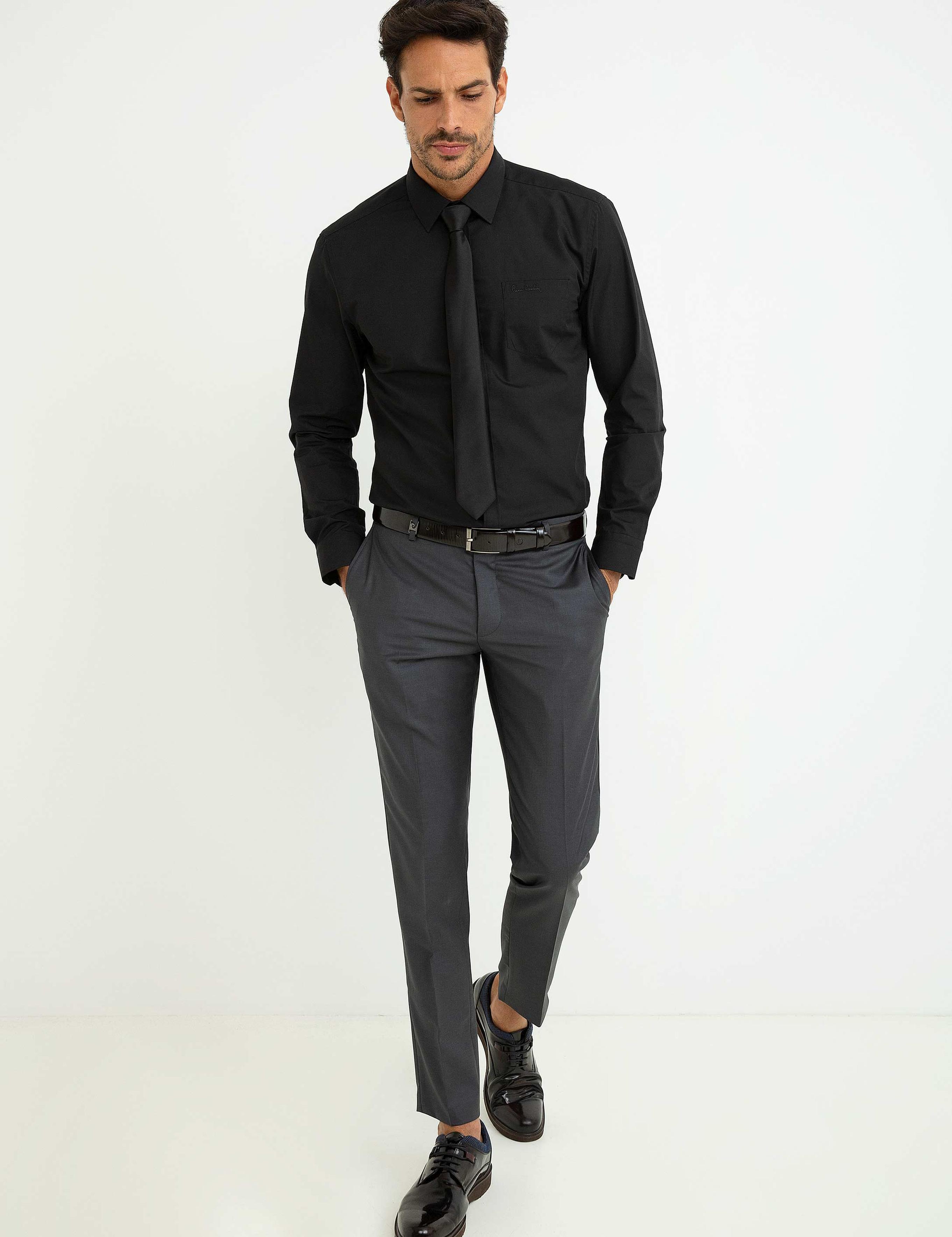 Siyah Regular Fit Uzun Kollu Basic Gömlek