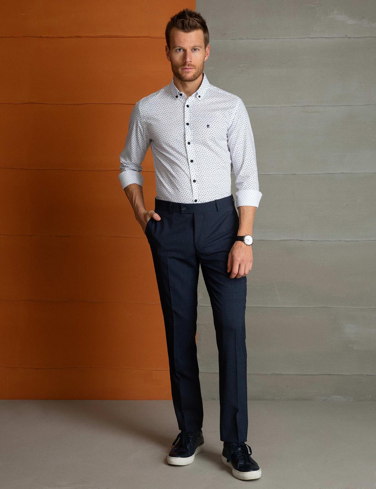 Beyaz Slim Fit Gömlek