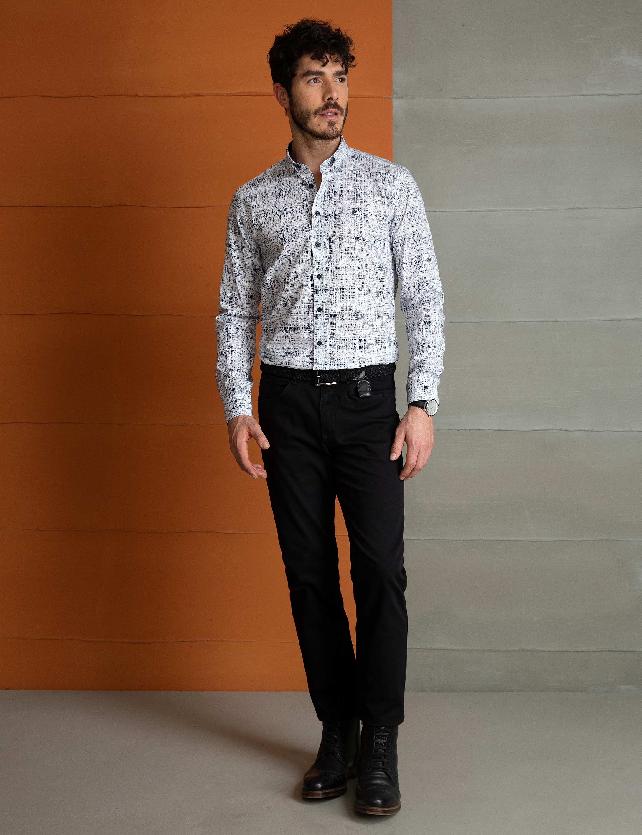 Beyaz Slim Fit Gömlek - Image 3