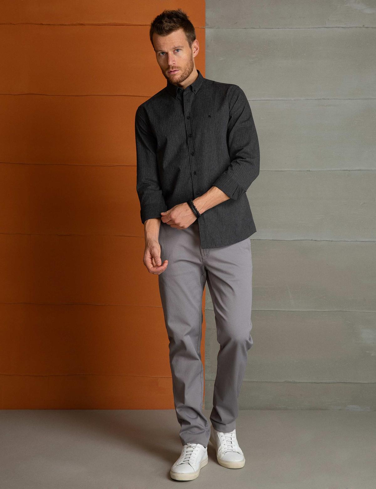 Siyah Slim Fit Gömlek