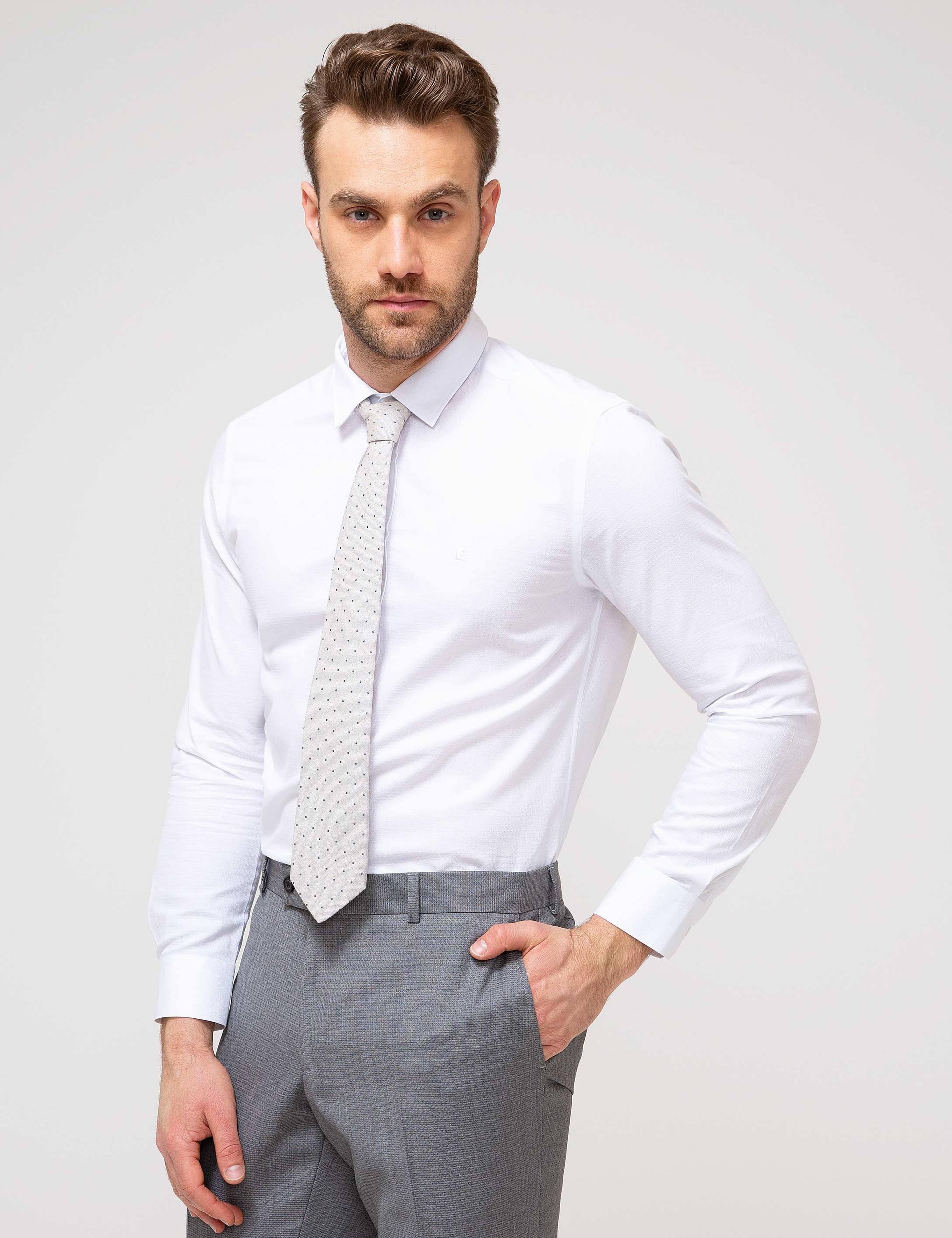 Beyaz Slim Fit Gömlek