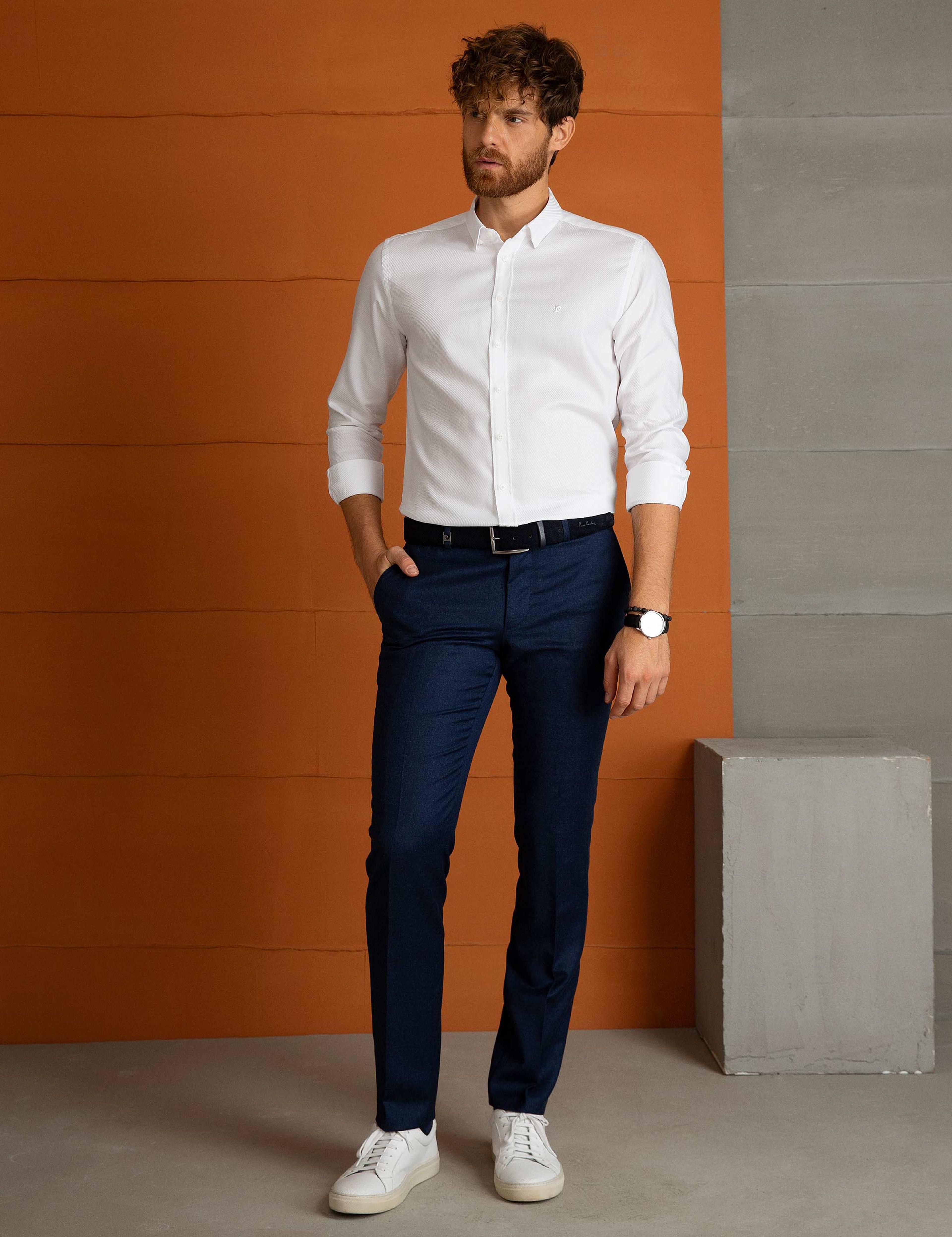 Beyaz Slim Fit Gömlek - Image 1