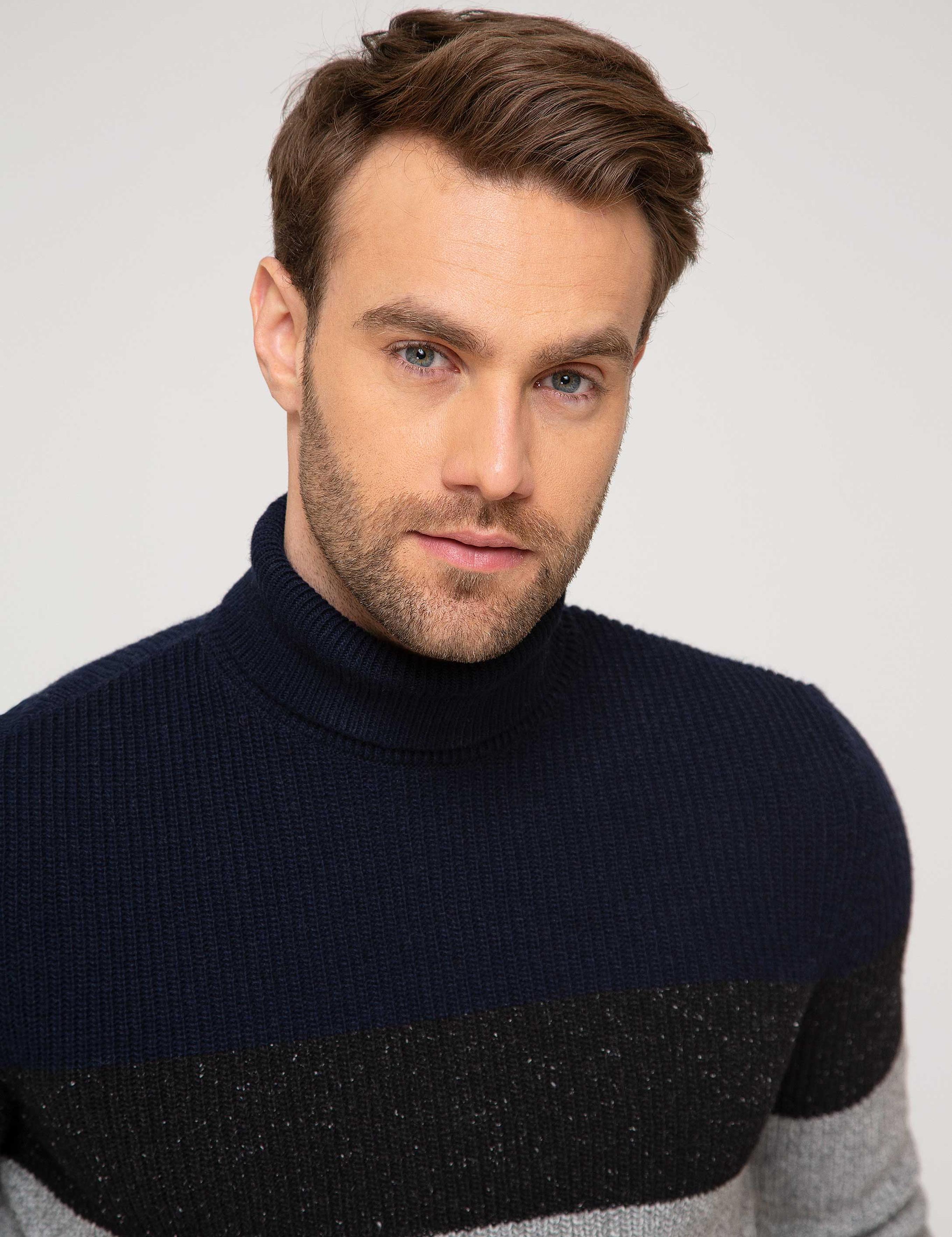 Lacivert Slim Fit Kazak