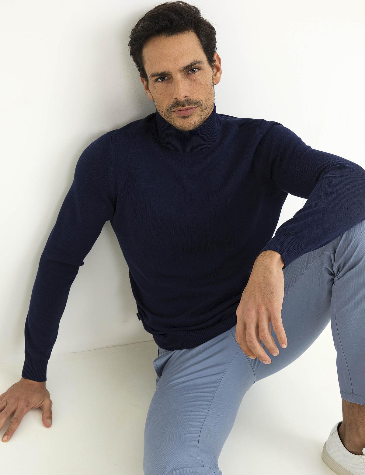 Lacivert Slim Fit Yarım Balıkçı Yaka Basic Triko Kazak