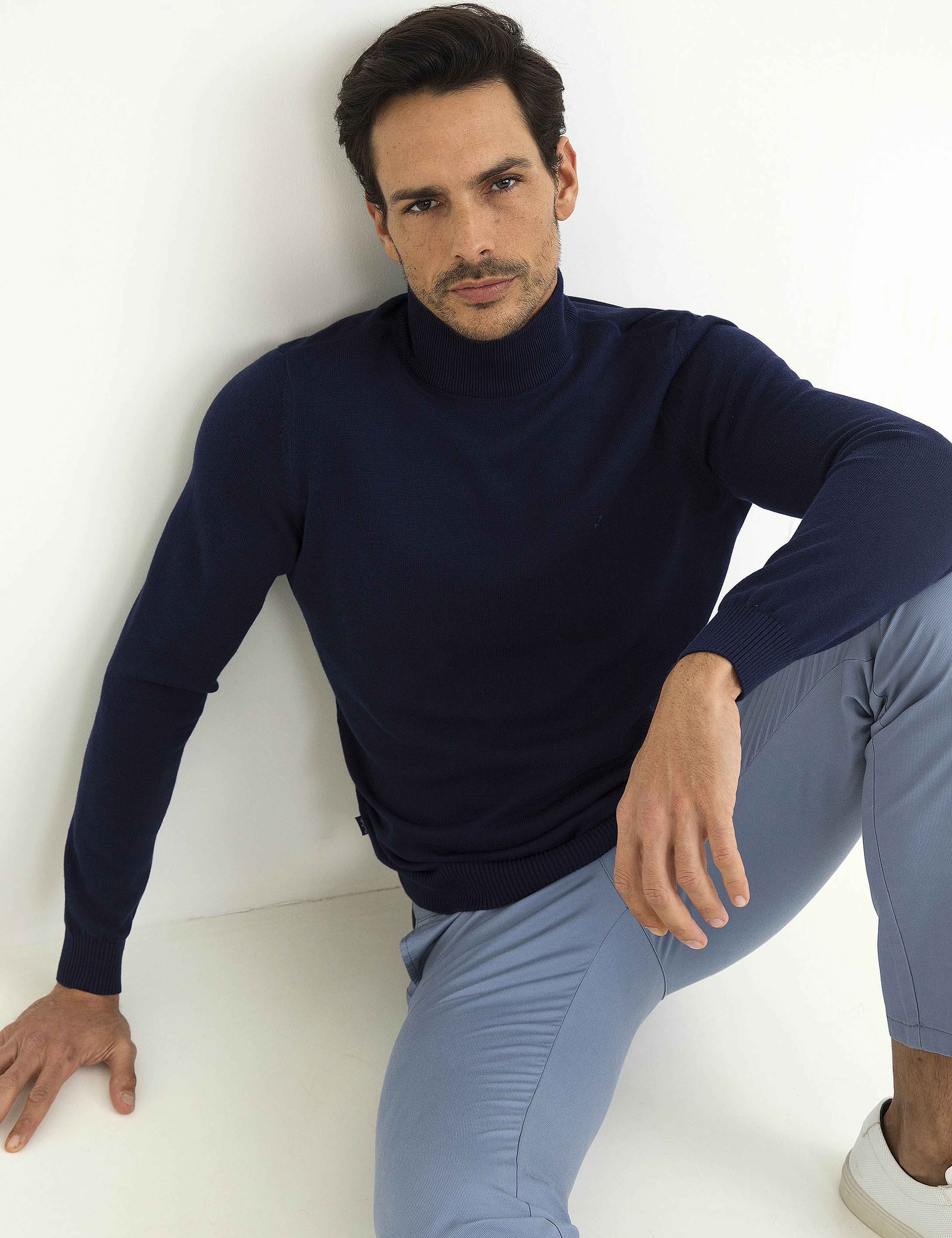 Lacivert Slim Fit Yarım Balıkçı Yaka Basic Triko Kazak - Image 1