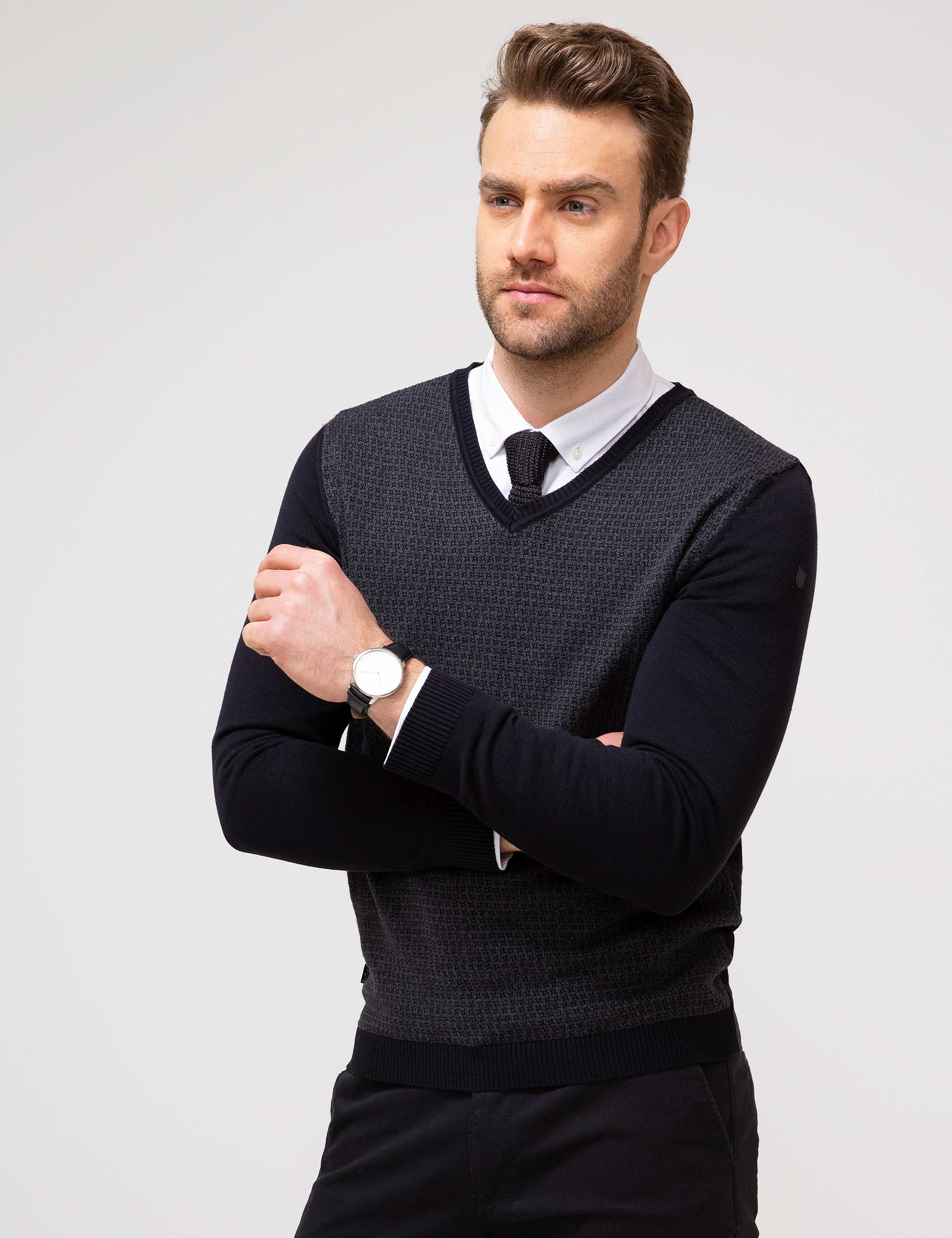 Siyah Slim Fit Kazak
