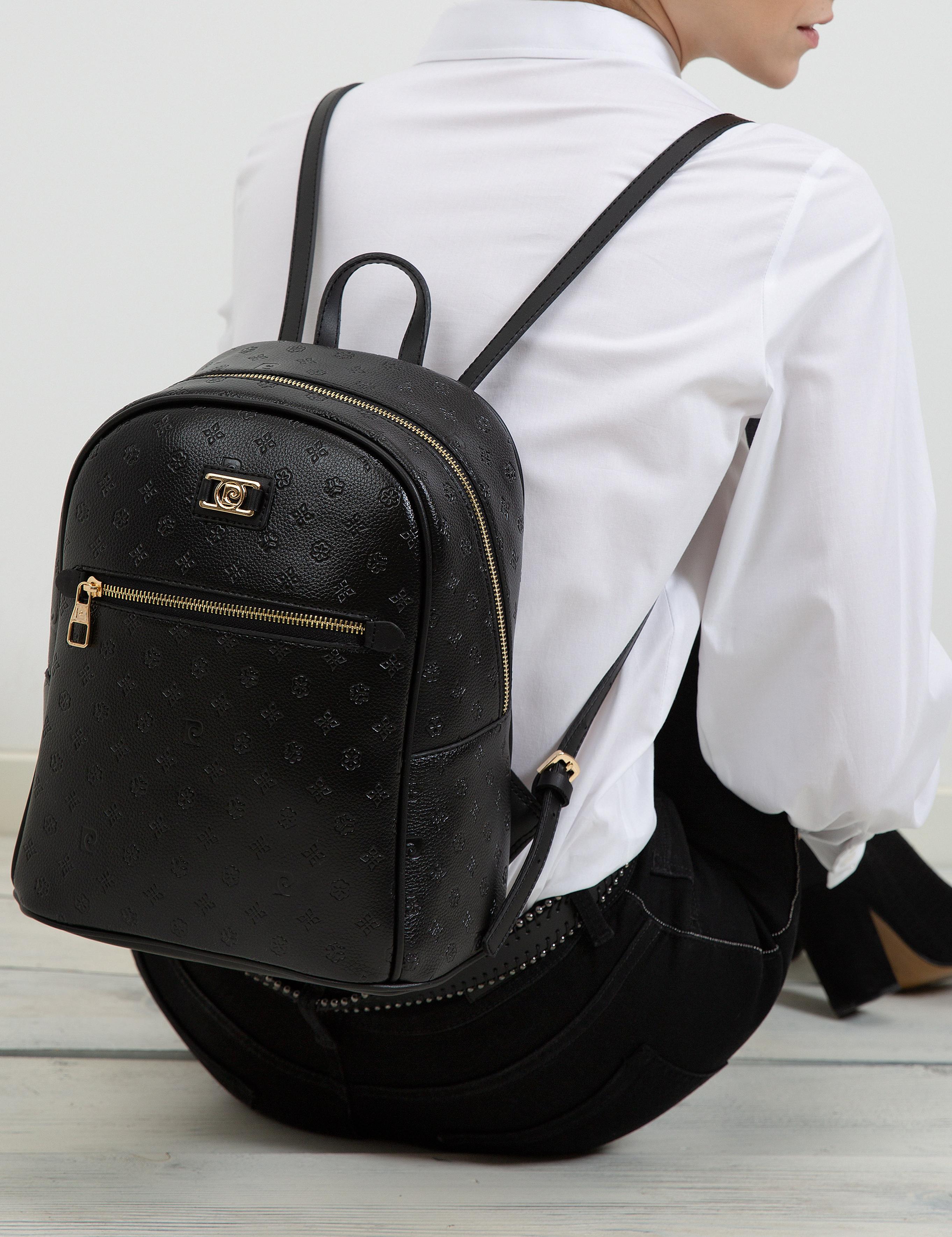 Siyah Sırt Çantası