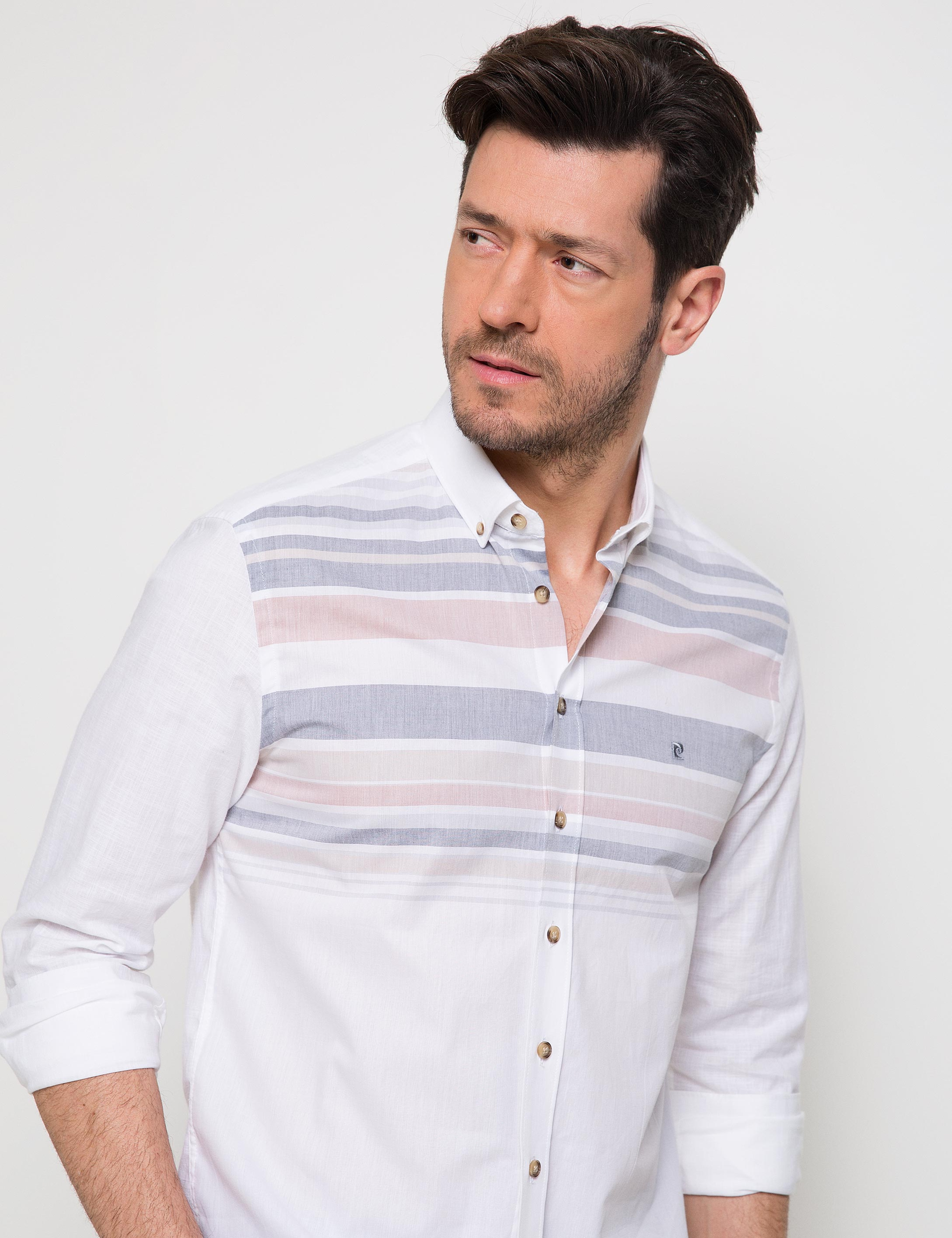 Turuncu Detaylı Beyaz Slim Fit Gömlek - Image 2