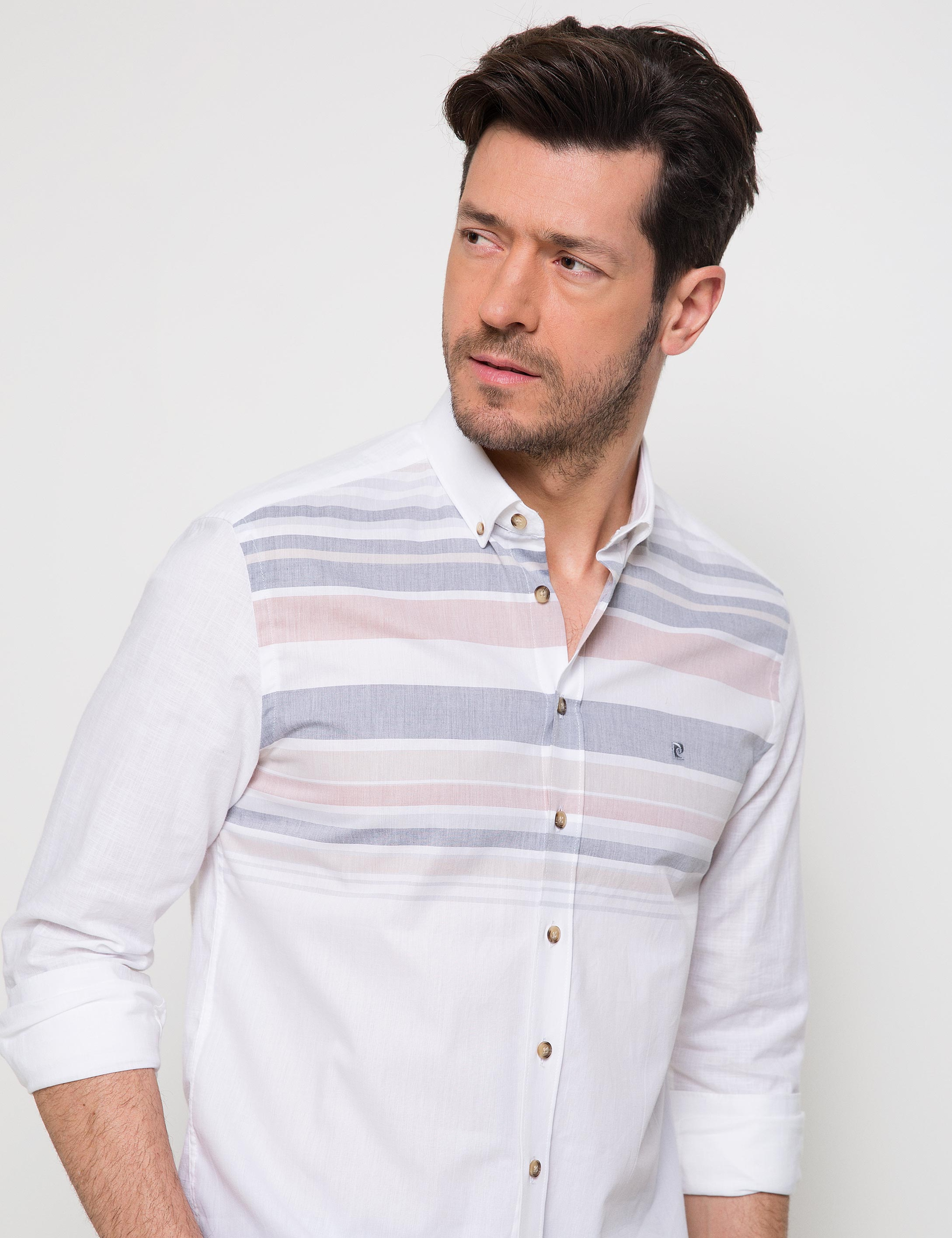 Turuncu Detaylı Beyaz Slim Fit Gömlek