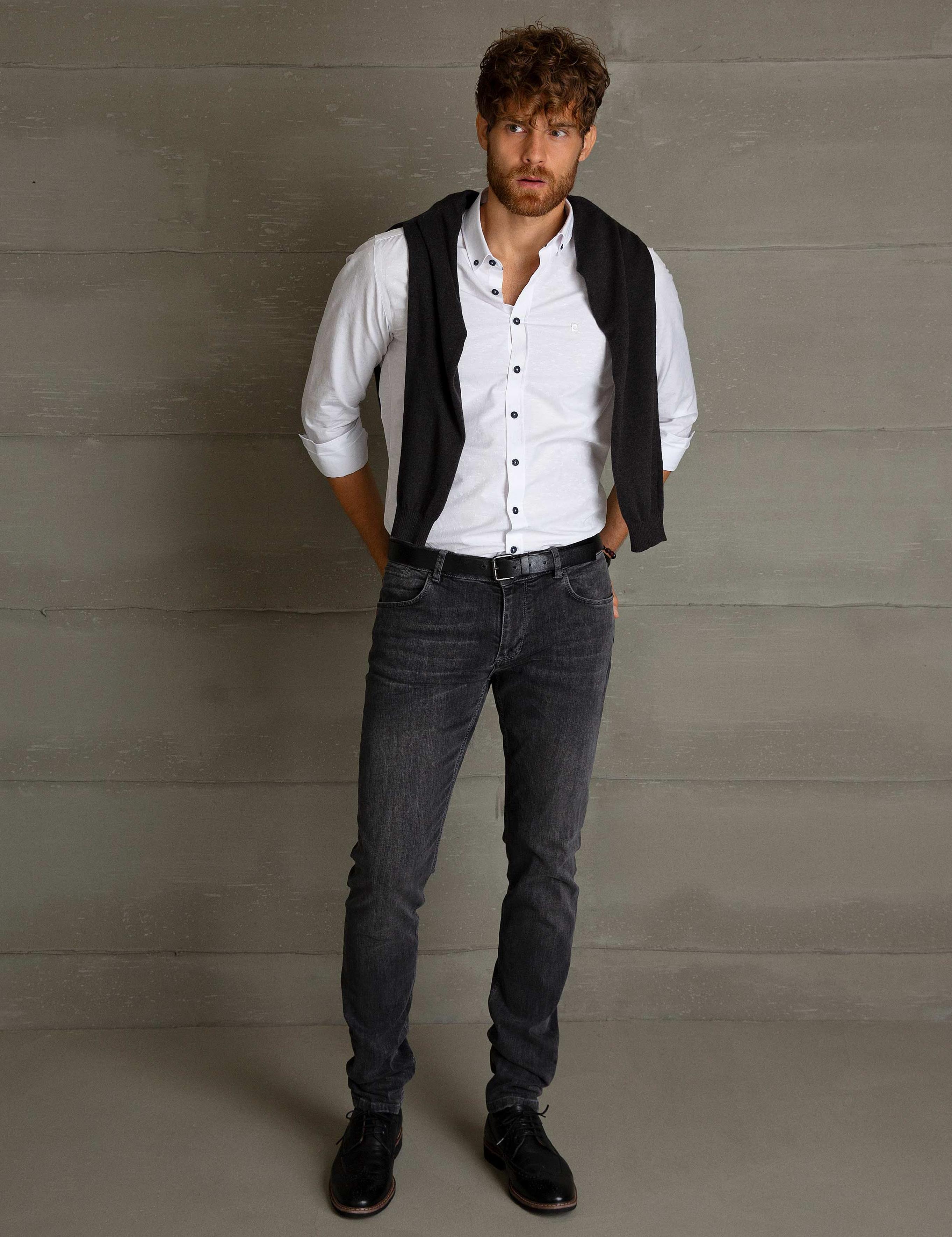 Beyaz Slim Fit Gömlek