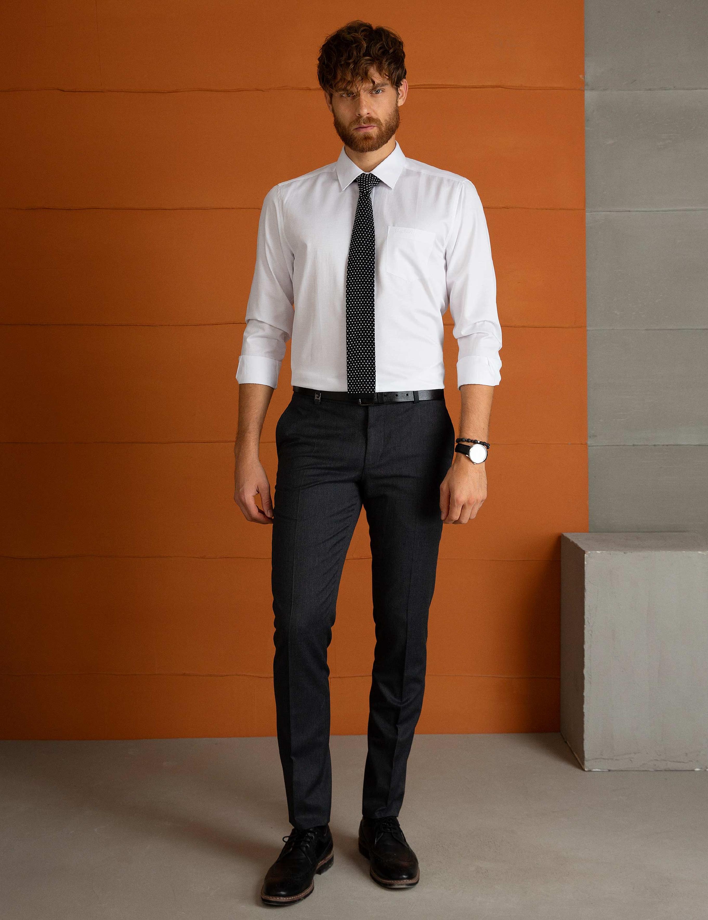 Beyaz Regular Fit Uzun Kollu Klasik Gömlek