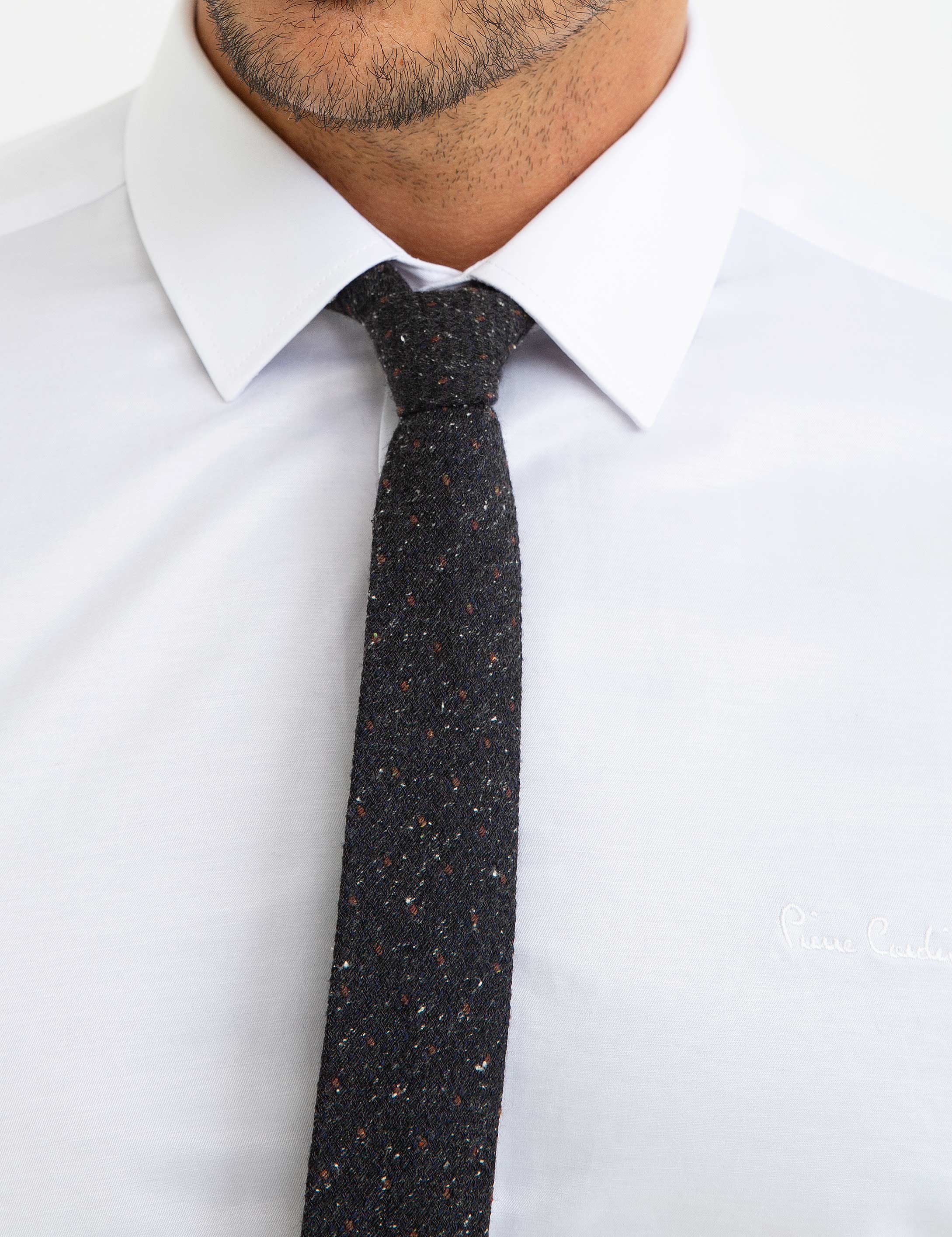 Beyaz Slim Fit Uzun Kollu Basic Gömlek