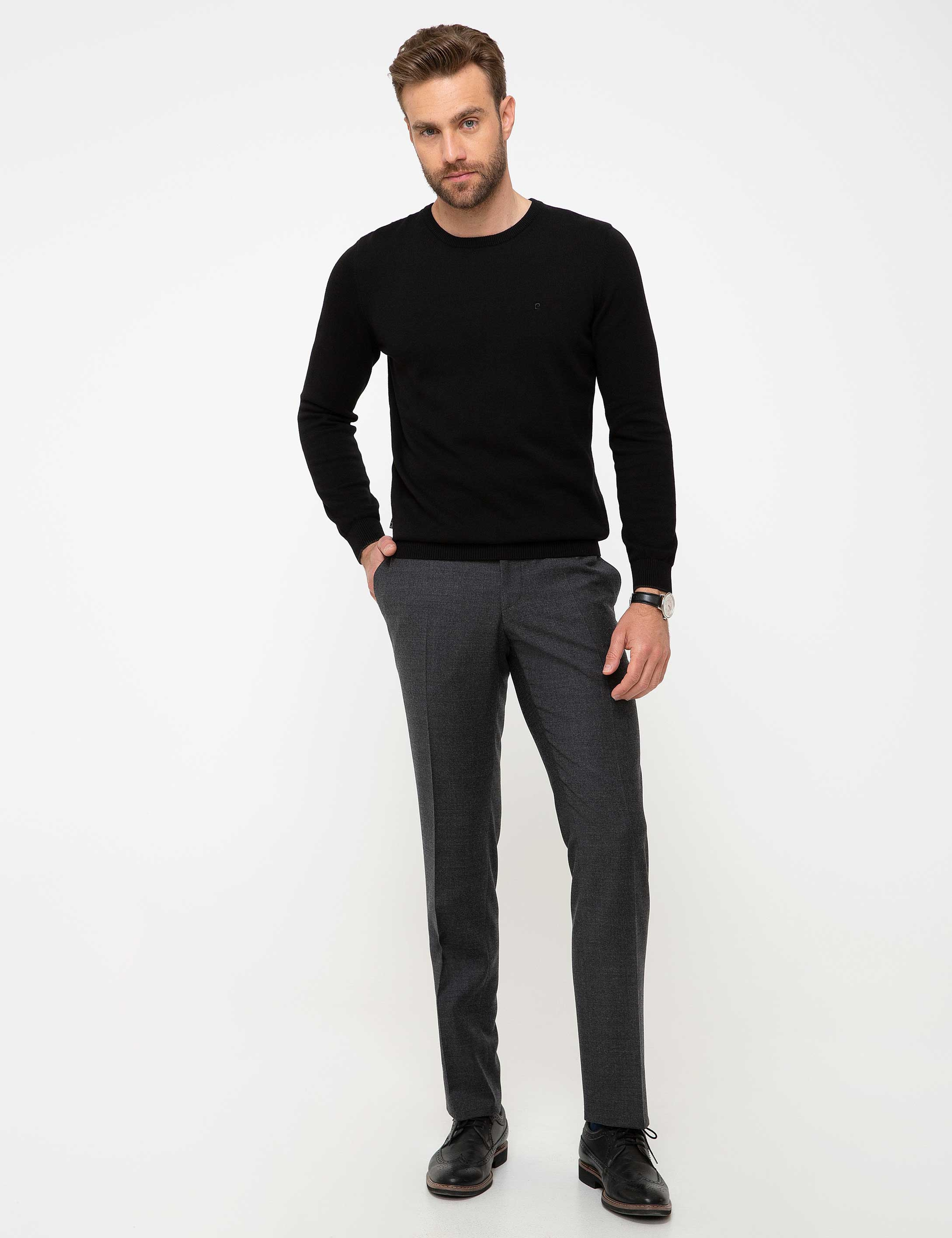 Siyah Slim Fit Bisiklet Yaka Basic Triko Kazak