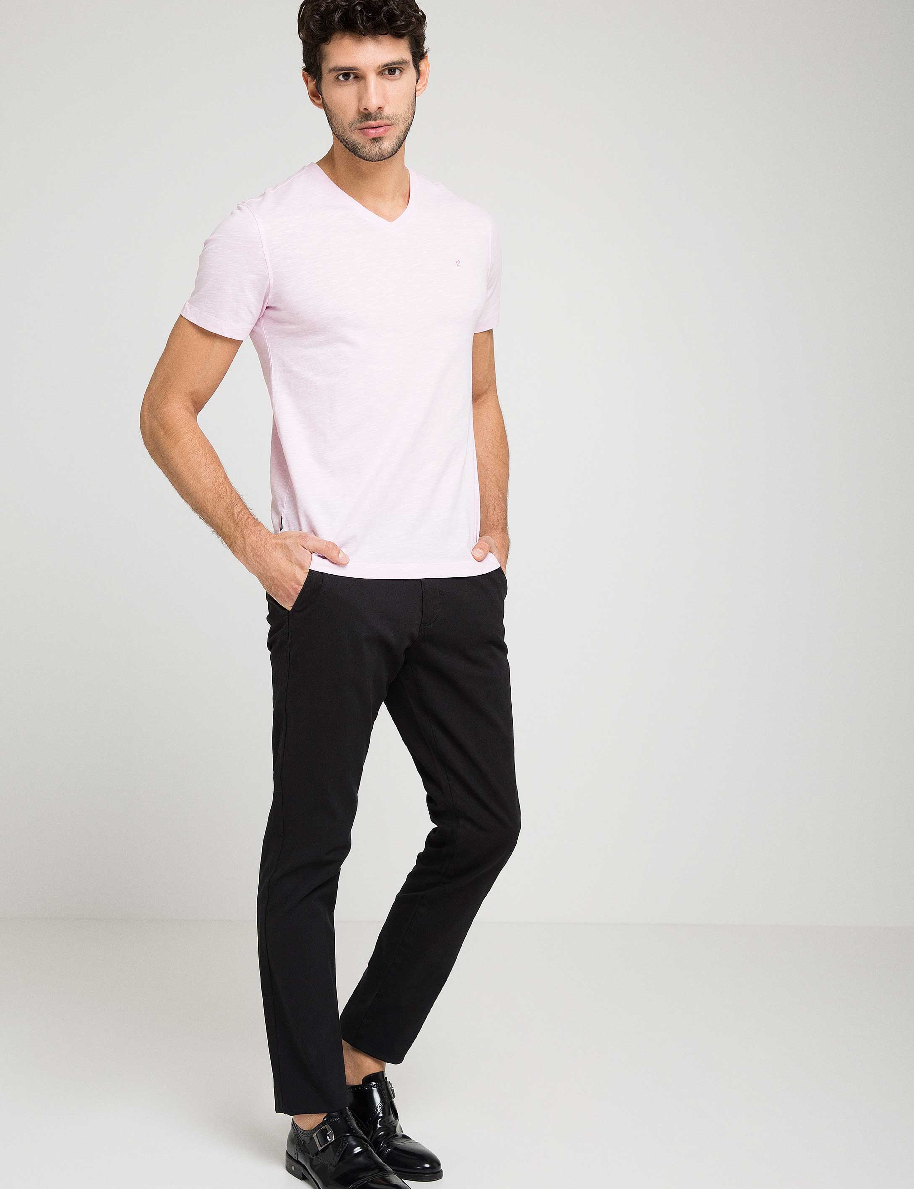 Pembe Slim Fit Tişört