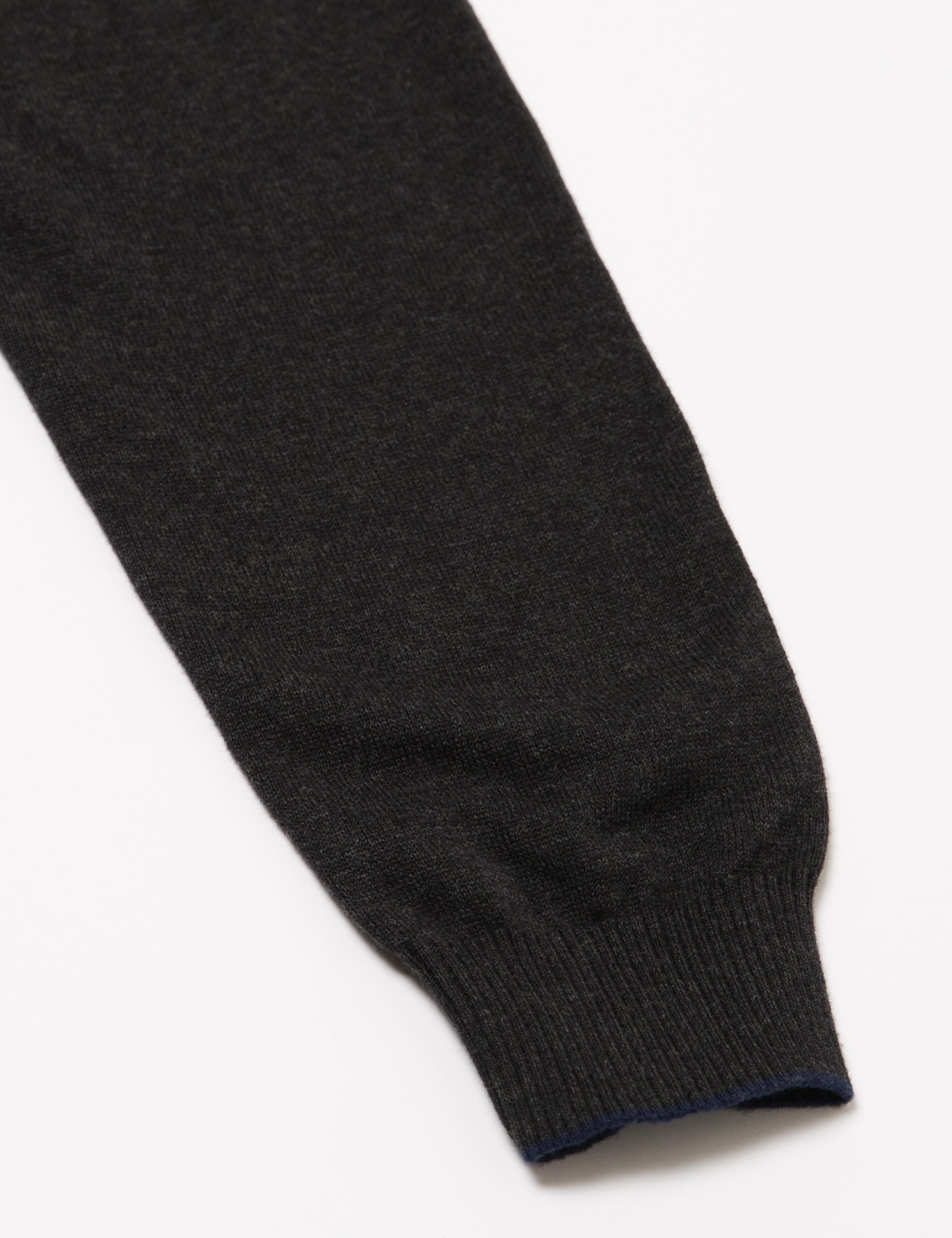 GRI TRIKO KAZAK BASIC