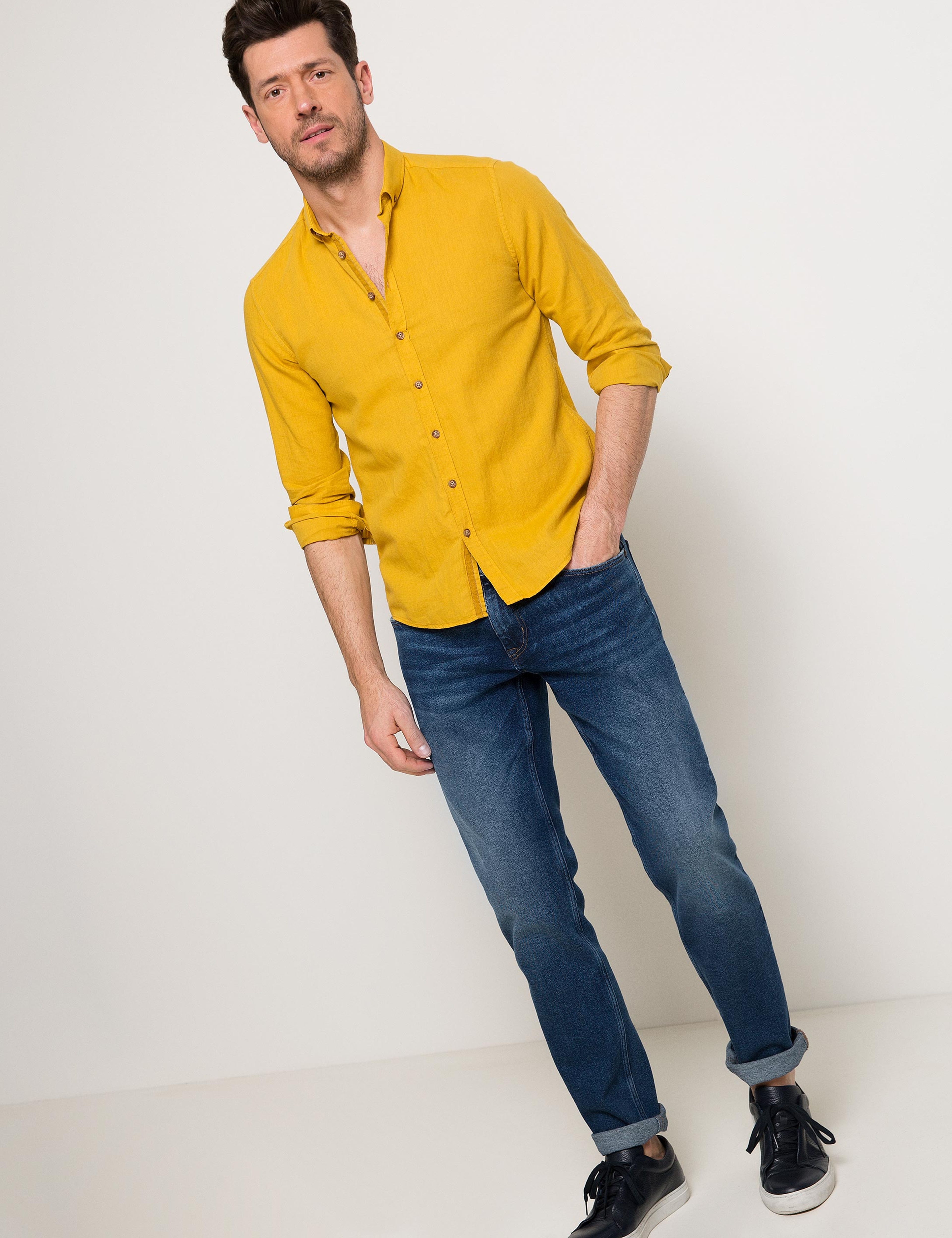 Safran Sarı Slim Fit Keten Karışımlı Gömlek