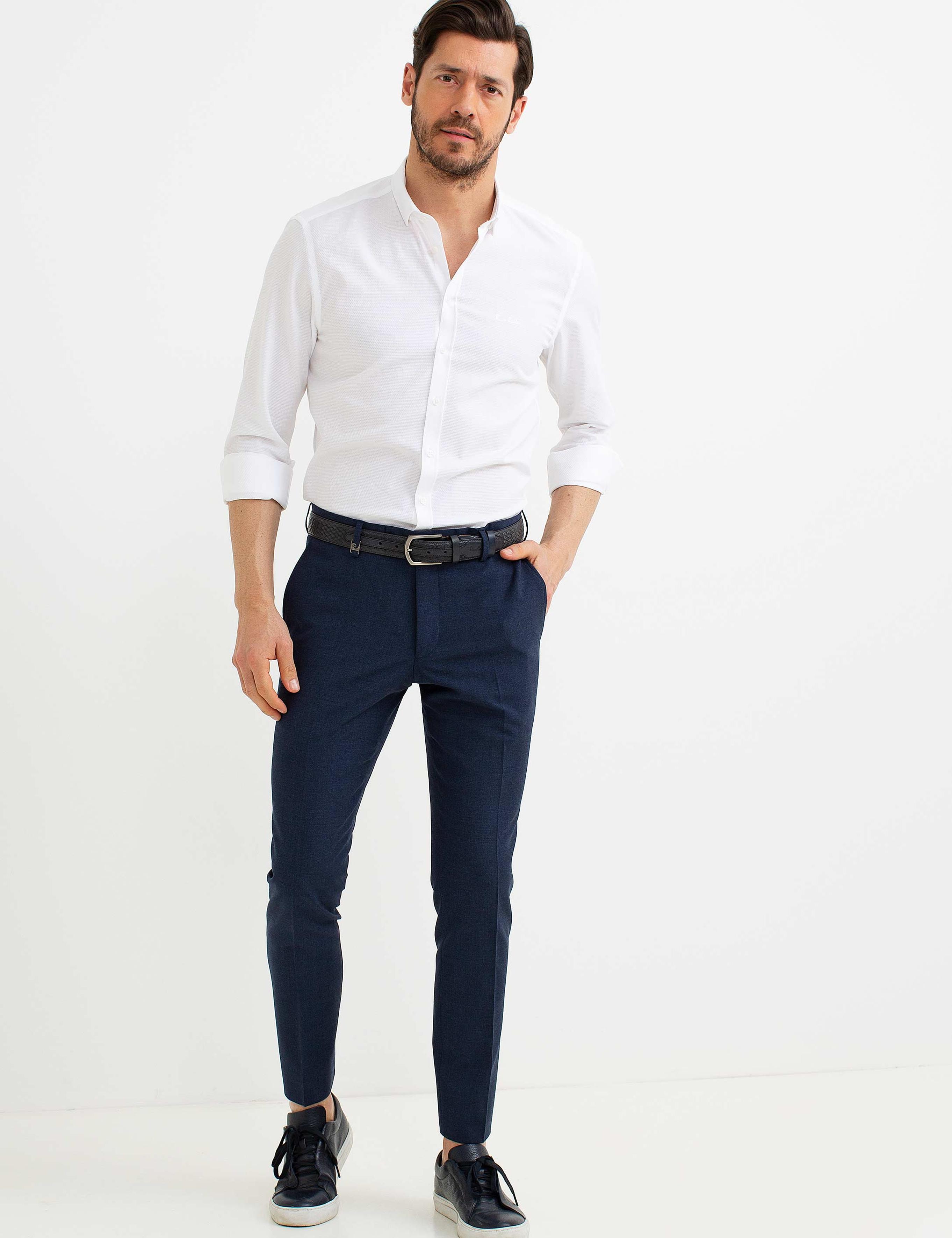 Beyaz Slim Fit Gömlek