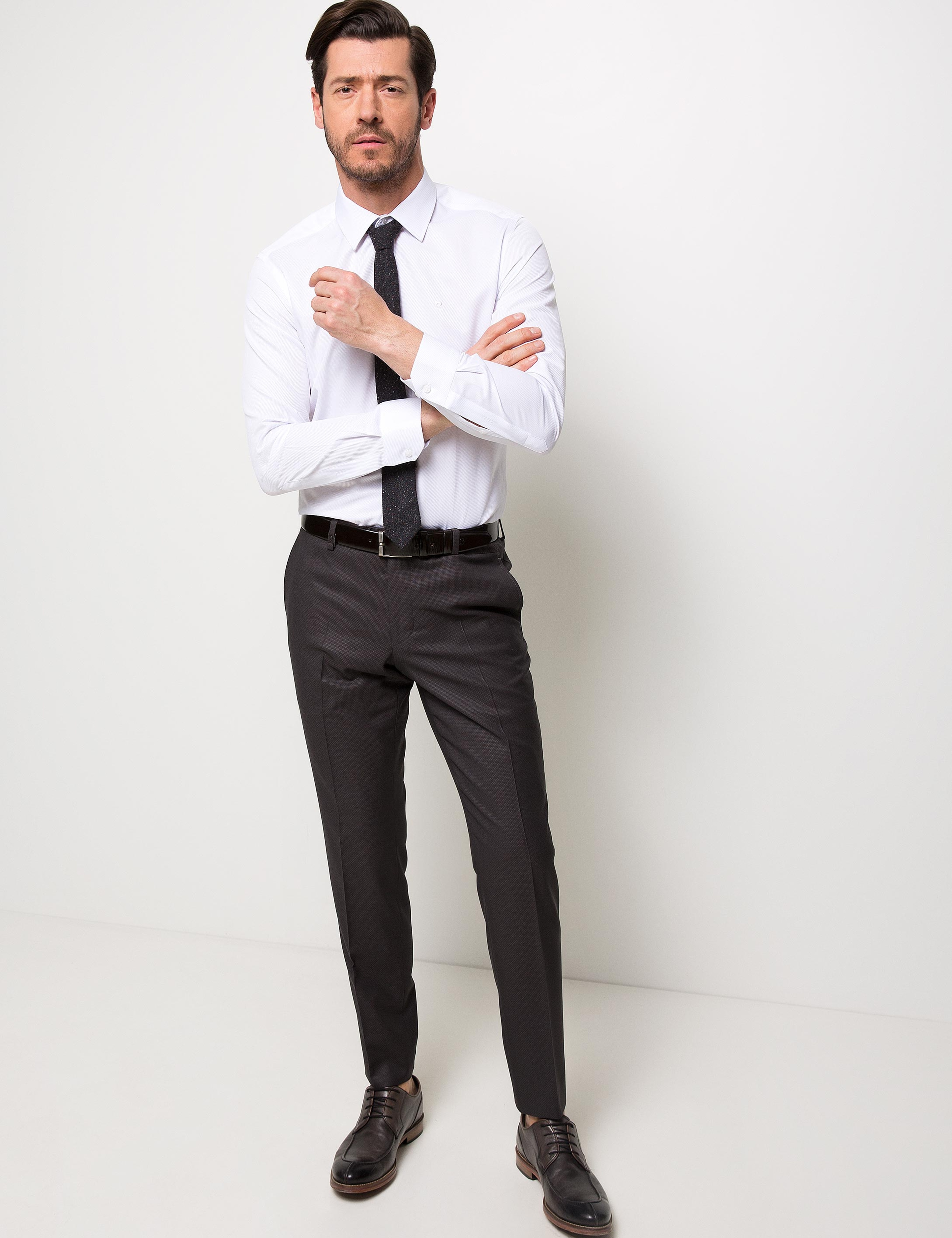 Beyaz Slim Fit Gömlek - Image 2