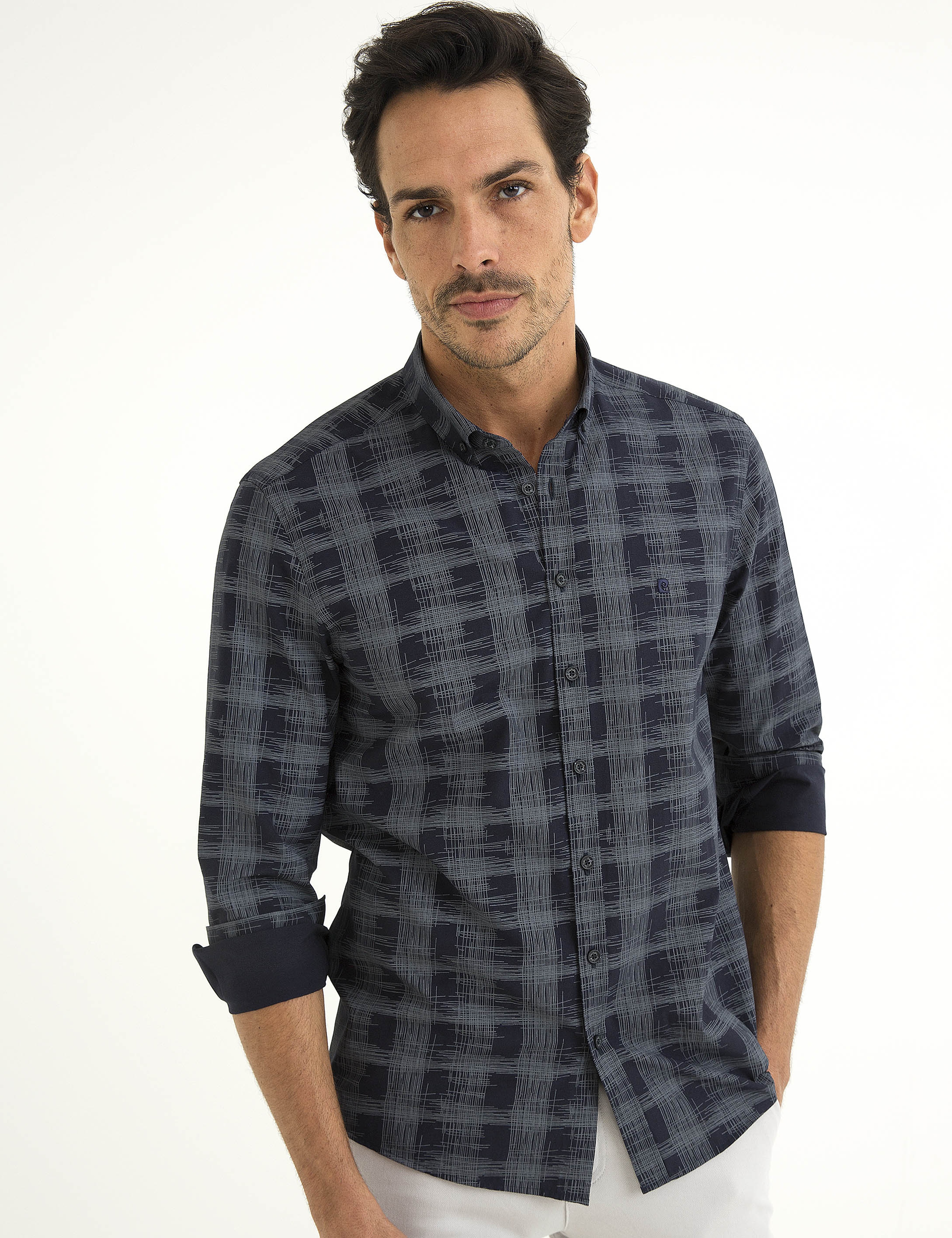 Lacivert Slim Fit Gömlek - Image 1