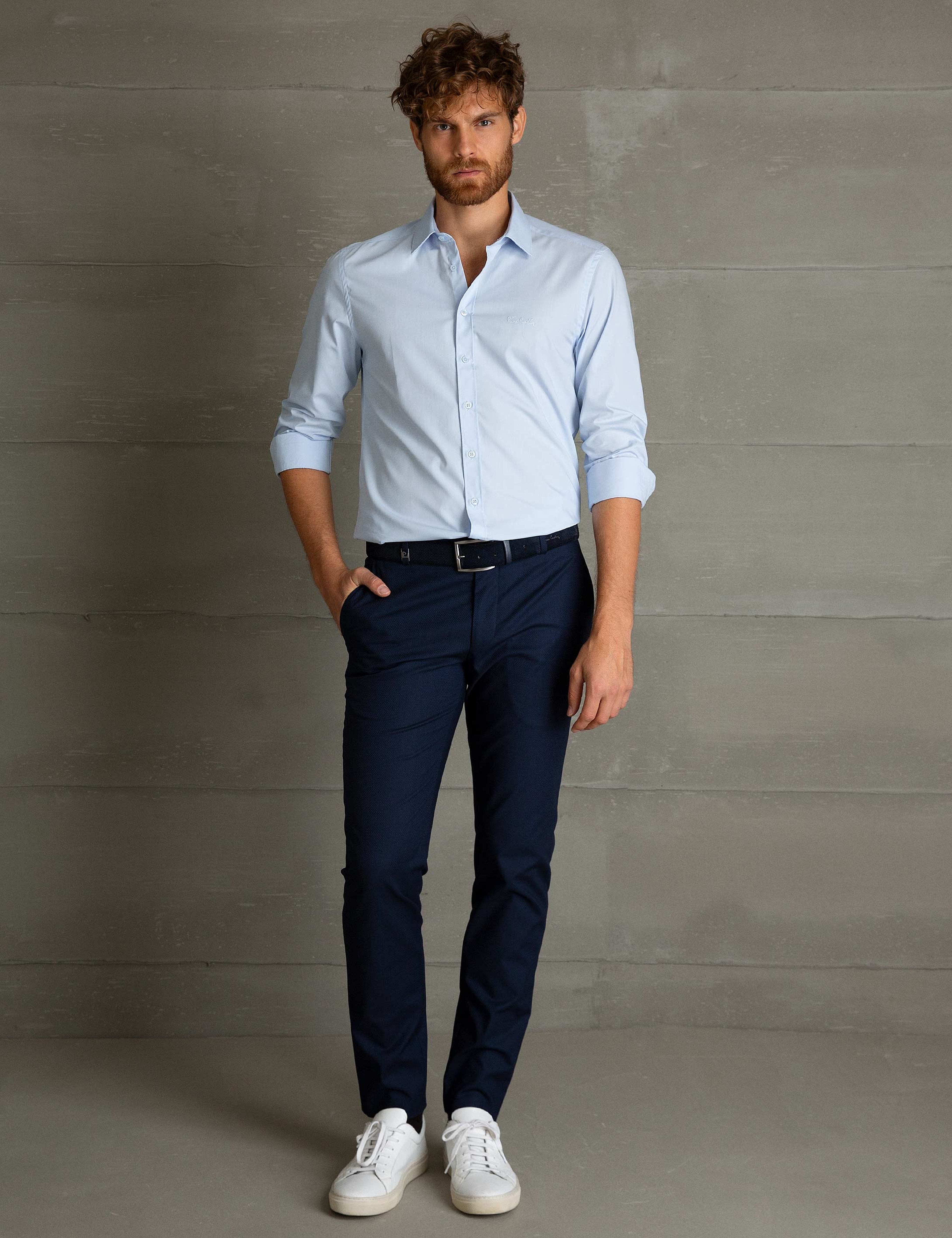 Açık Mavi Slim Fit Uzun Kollu Basic Gömlek - Image 1