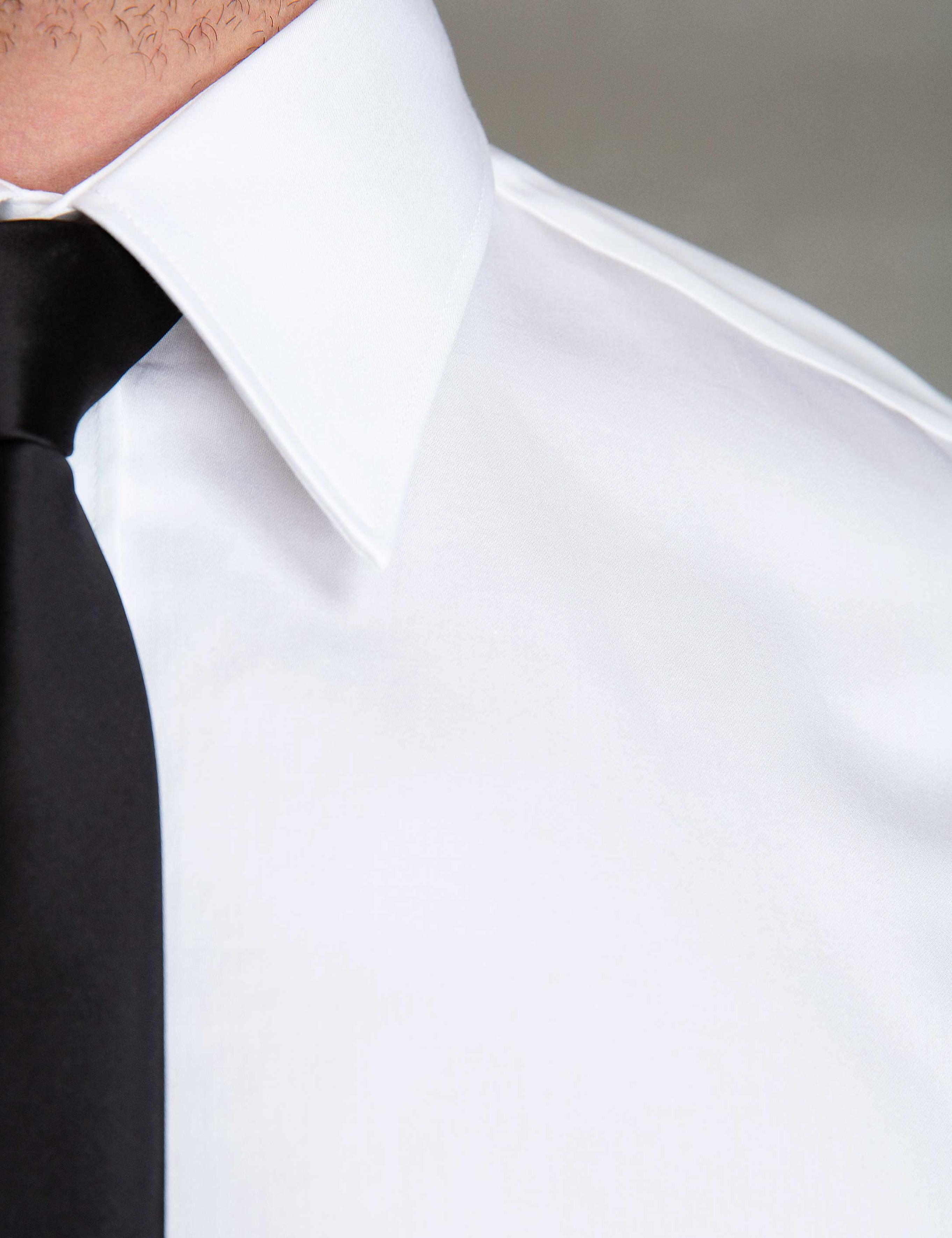 Beyaz Slim Fit Gömlek