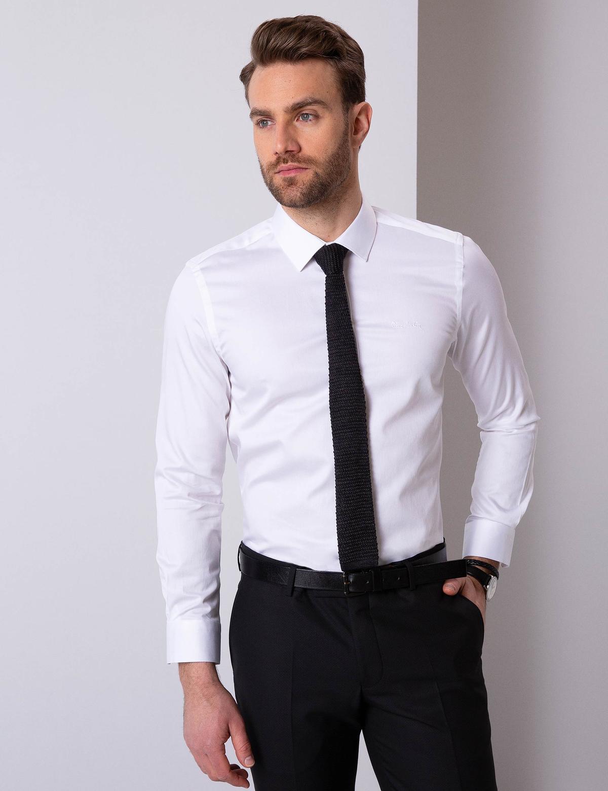 Beyaz Slim Fit Uzun Kollu Basic Gömlek