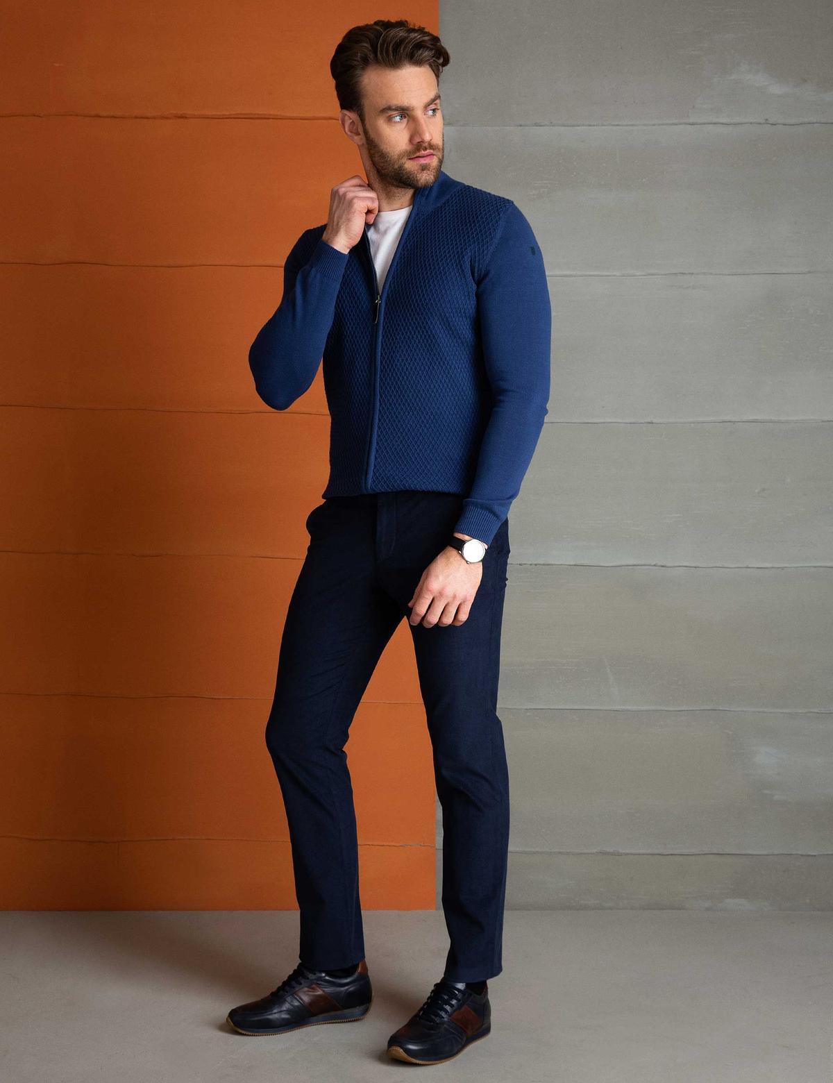 Lacivert Slim Fit Pantolon