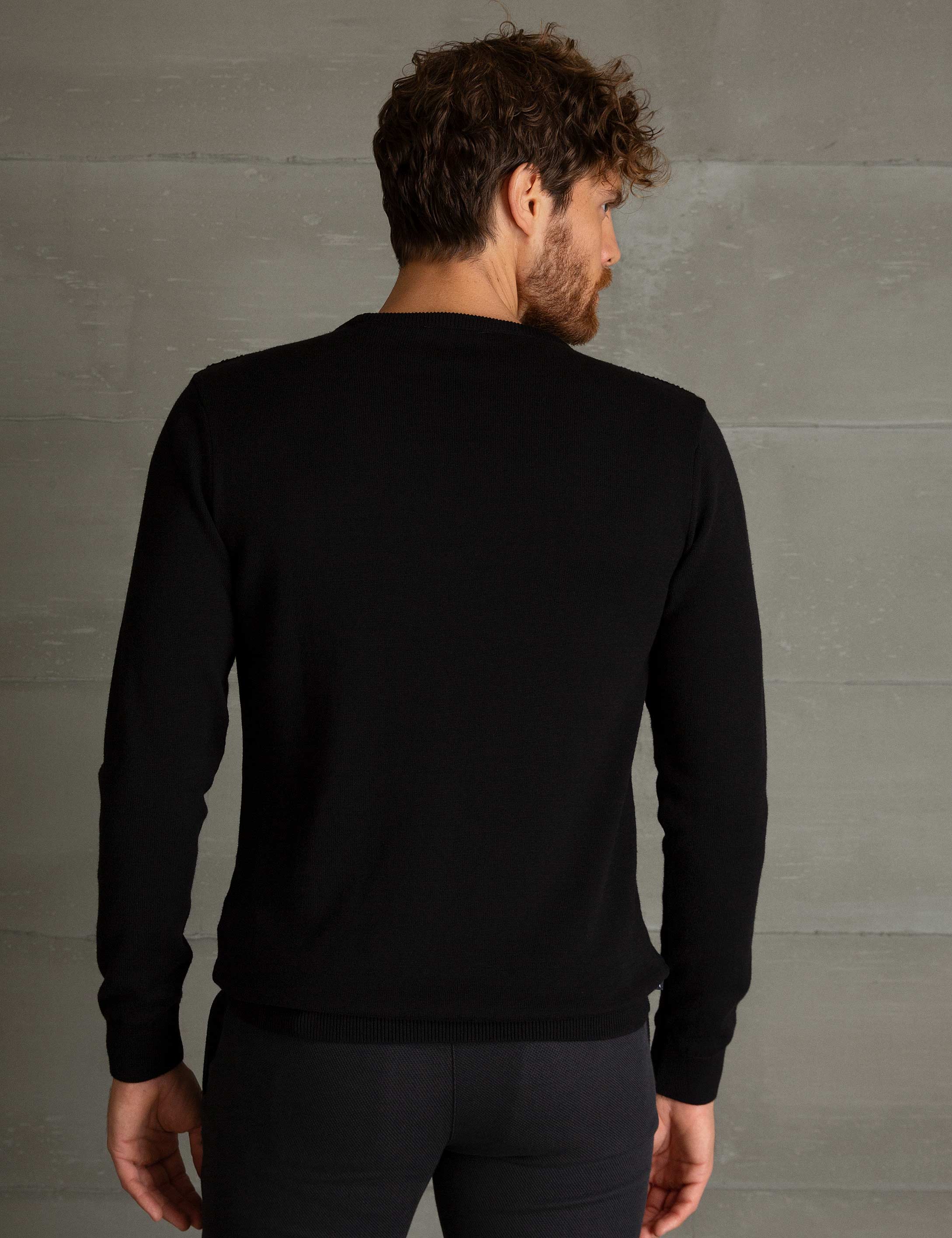 Siyah Triko Kazak