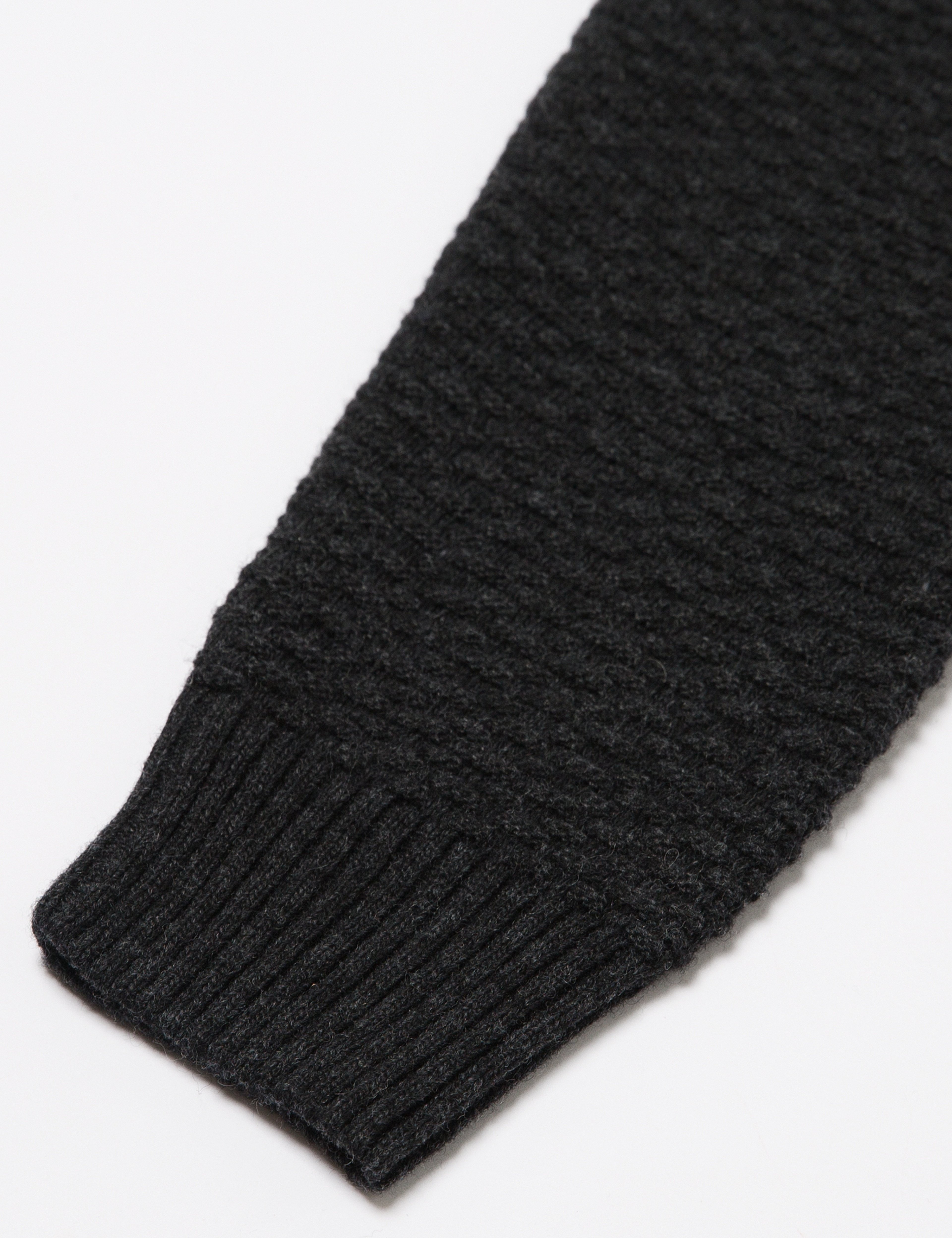 Gri Triko Kazak - Image 4