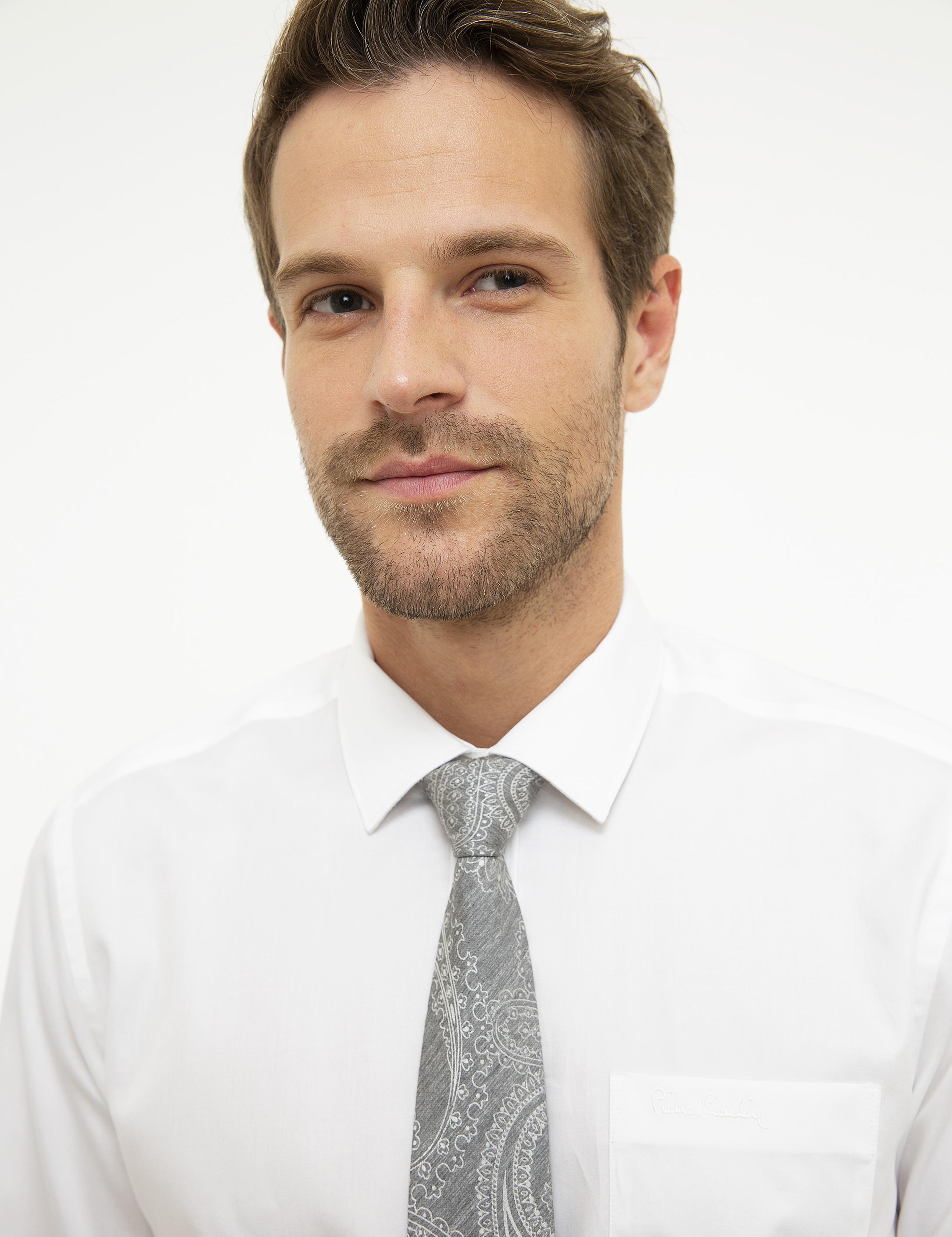 Beyaz Regular Fit Uzun Kollu Basic Gömlek