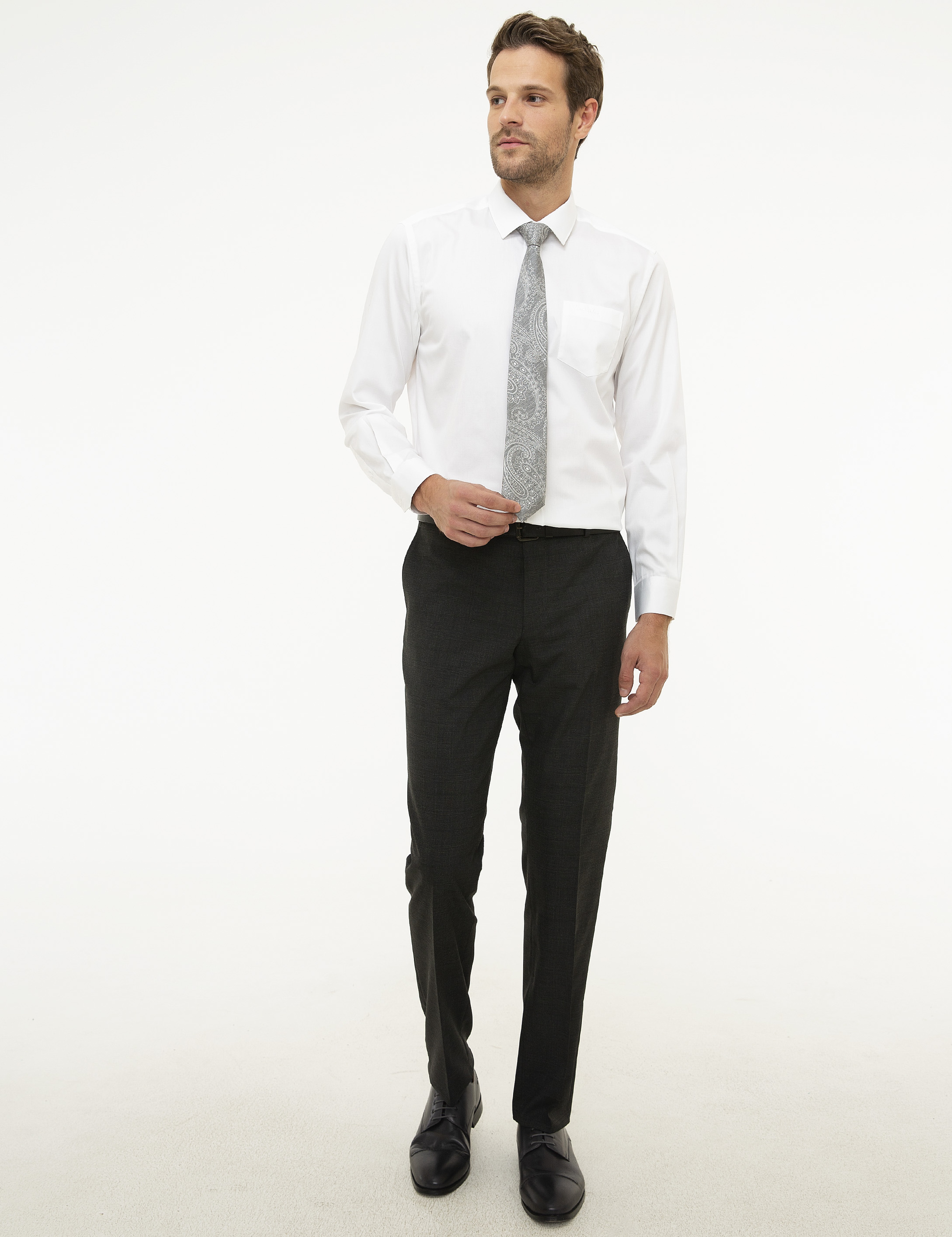 Beyaz Regular Fit Uzun Kollu Basic Gömlek - Image 4