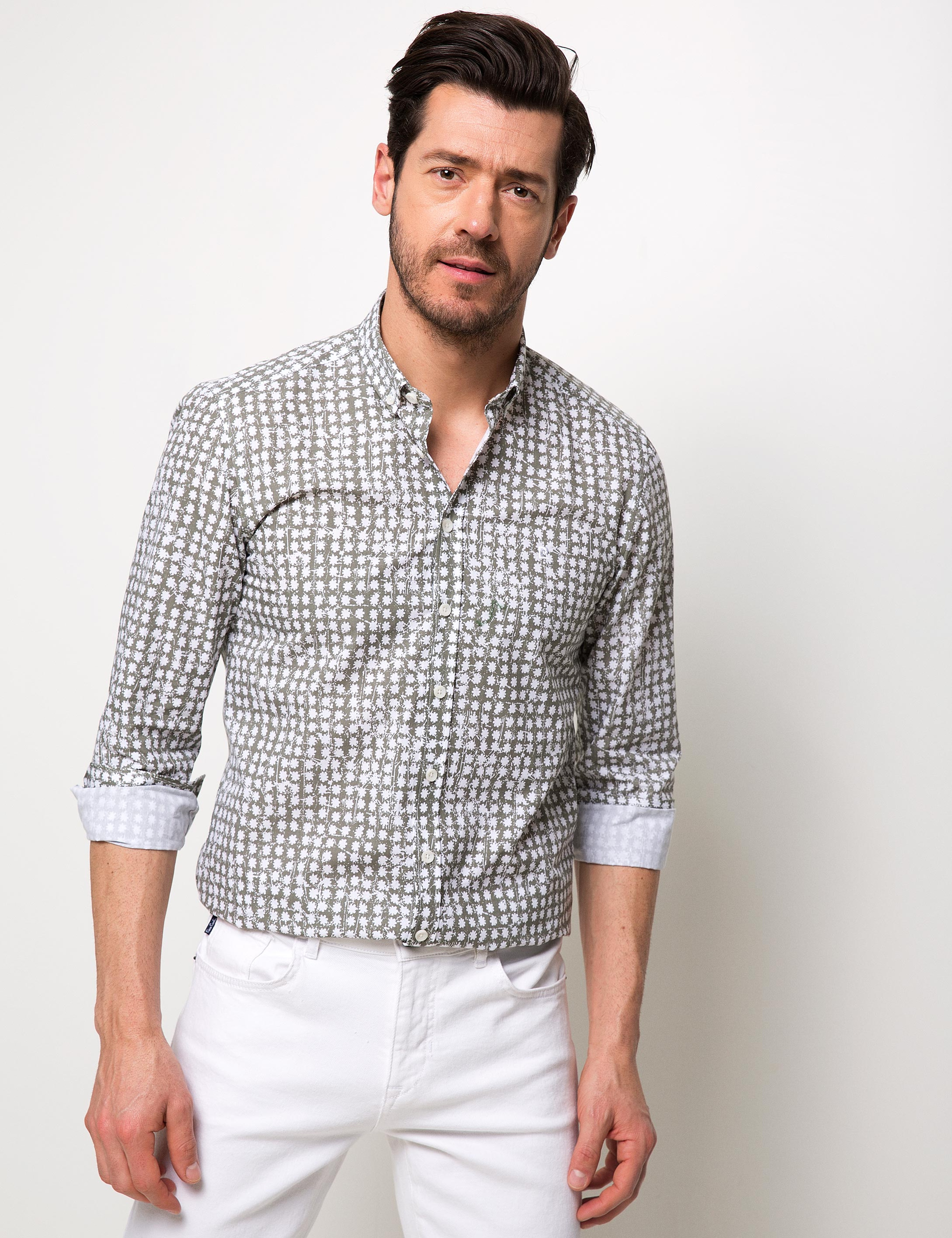 Haki Slim Fit Uzun Kollu Gömlek - Image 1
