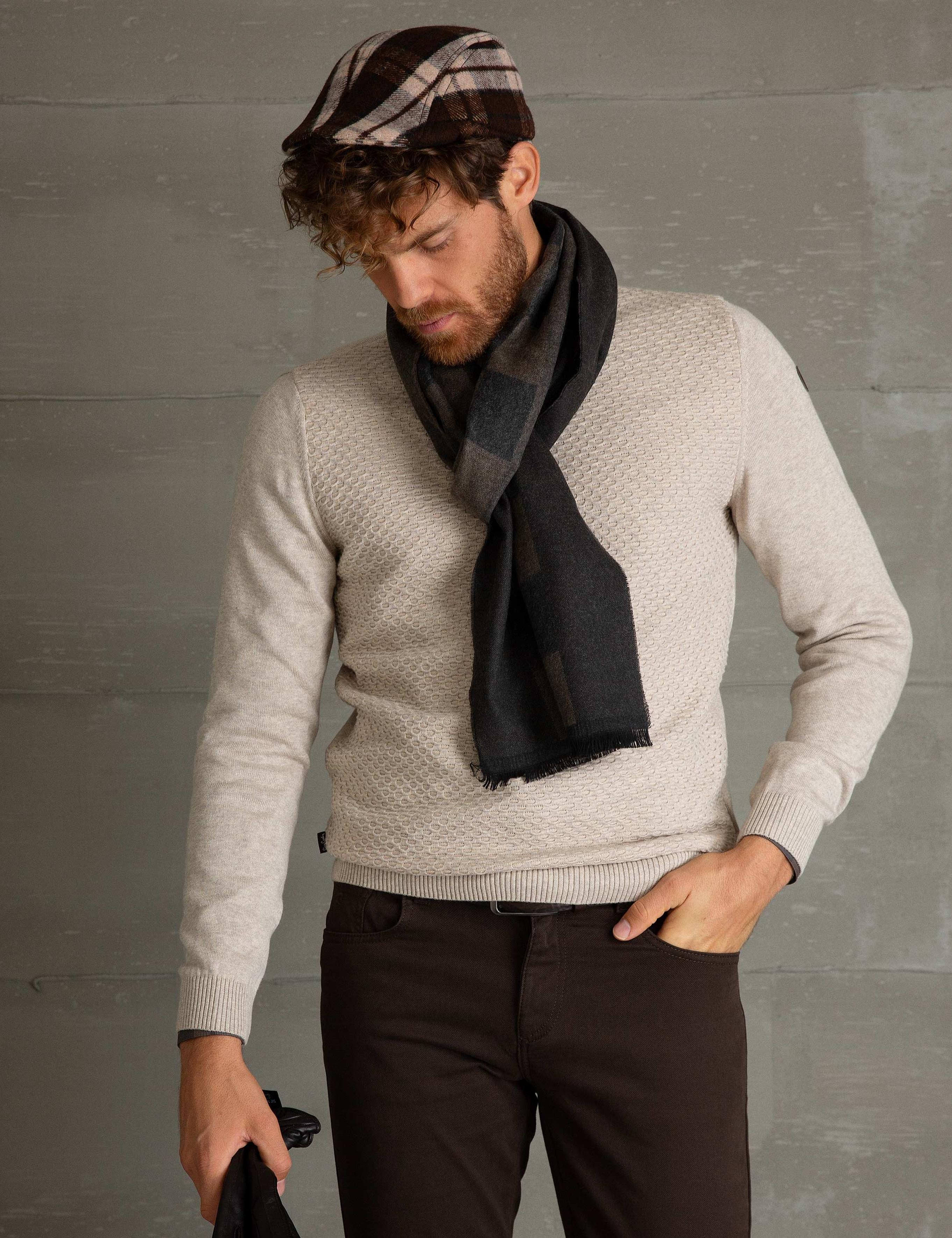 Bej Slim Fit Triko Kazak